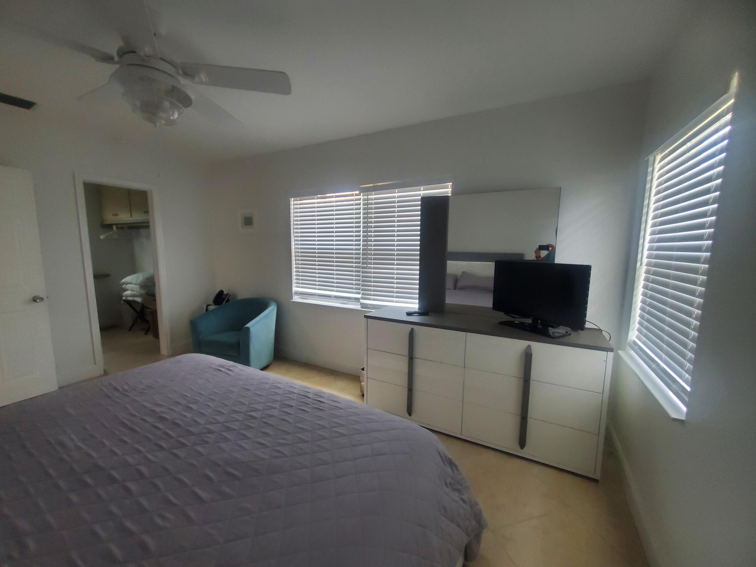 1225 Hillsboro Mile #T1, Hillsboro Beach FL 33062