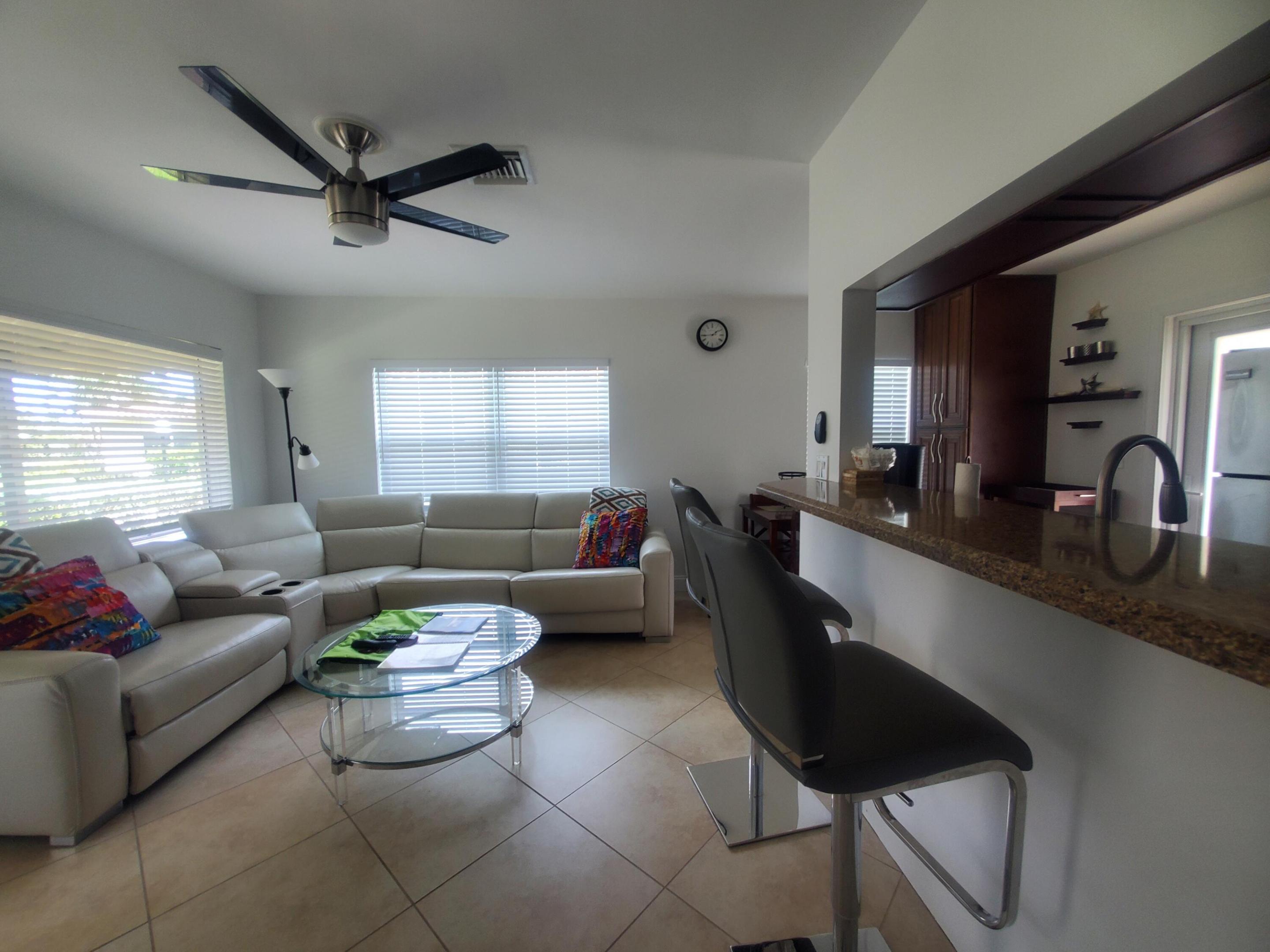 1225 Hillsboro Mile #T1, Hillsboro Beach FL 33062