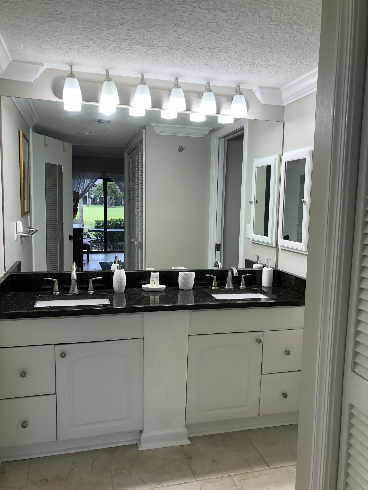 13334 Polo Club #218, Wellington FL 33414