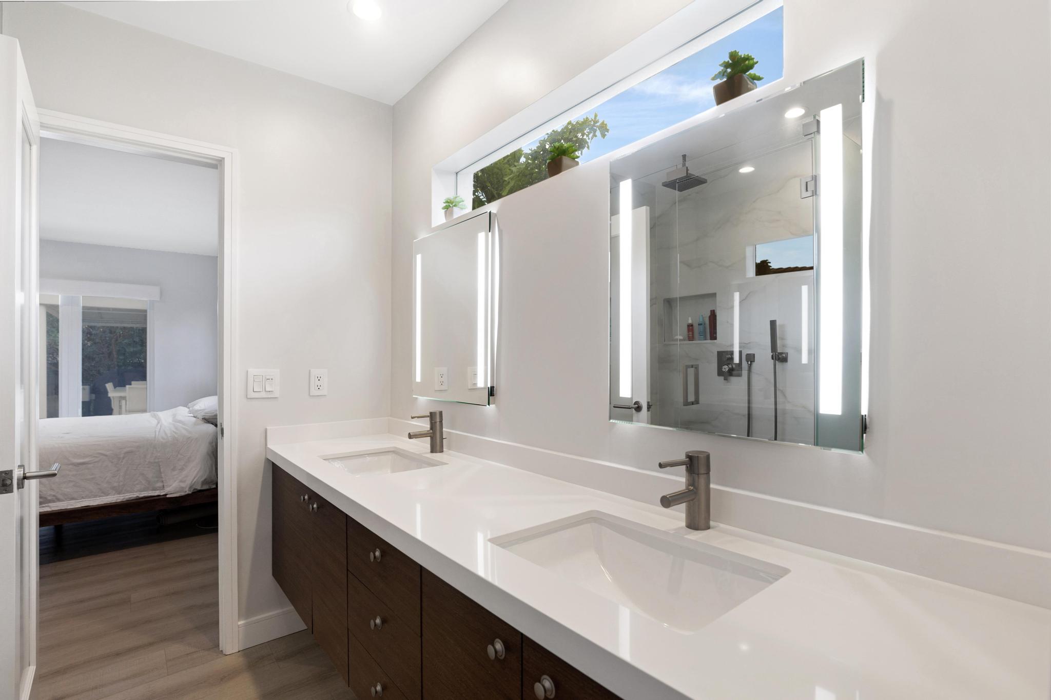 2012 NE 31ST, Fort Lauderdale FL 33305