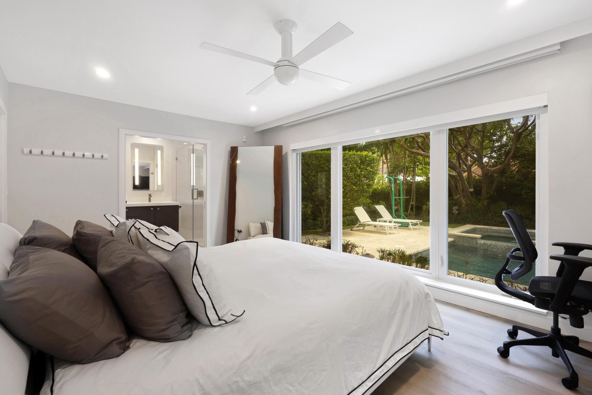 2012 NE 31ST, Fort Lauderdale FL 33305