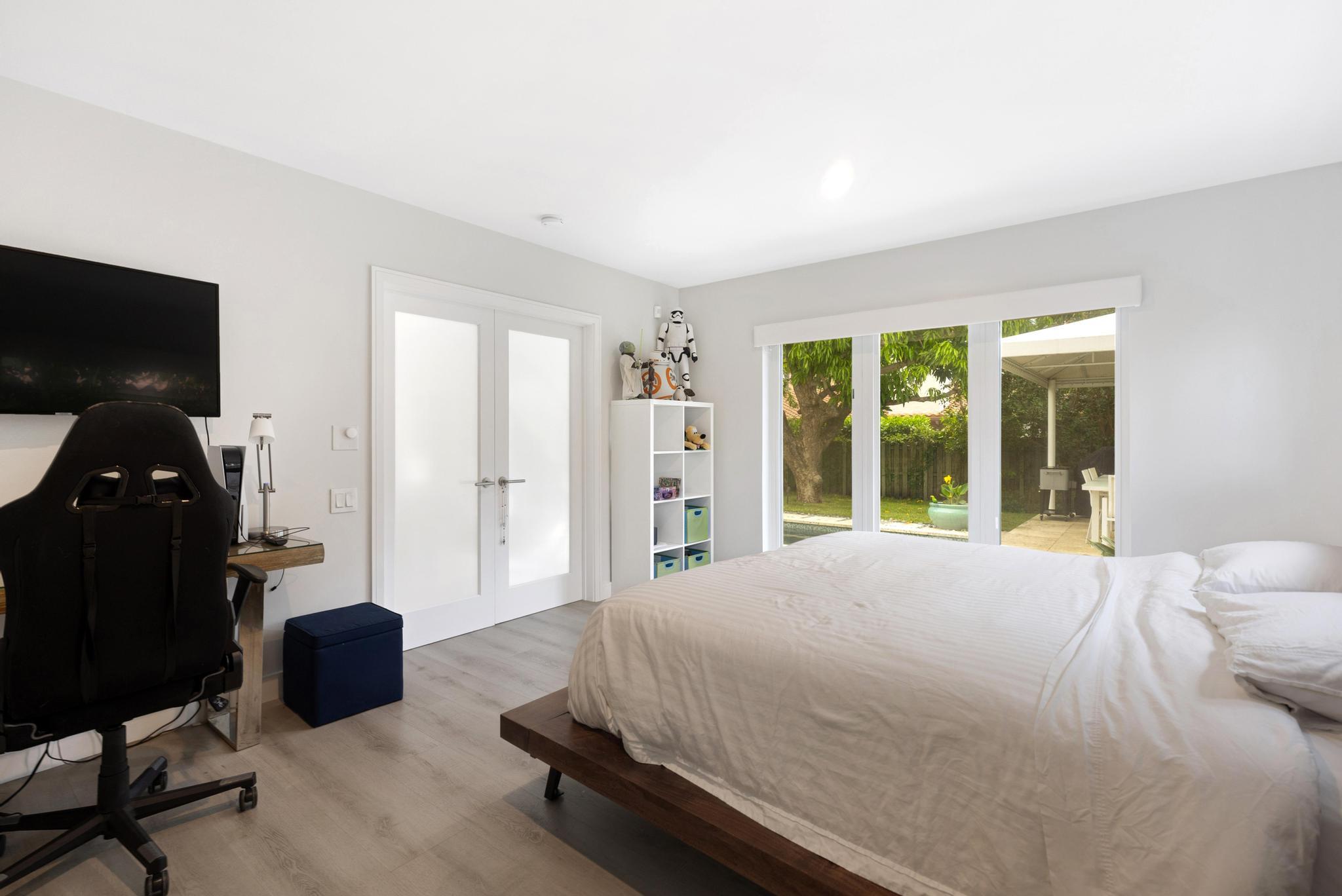 2012 NE 31ST, Fort Lauderdale FL 33305