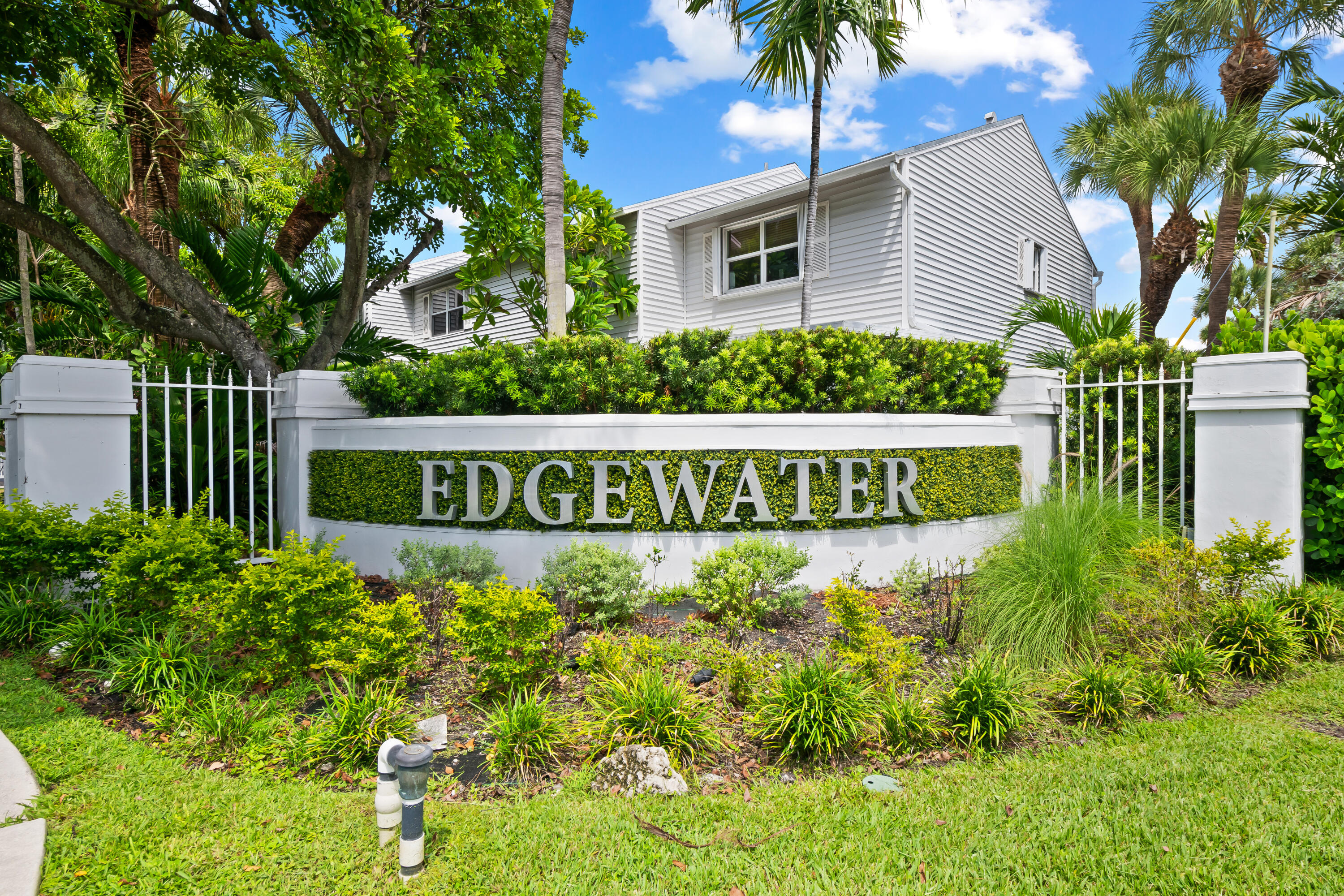 1843 NE 15TH, Fort Lauderdale FL 33305