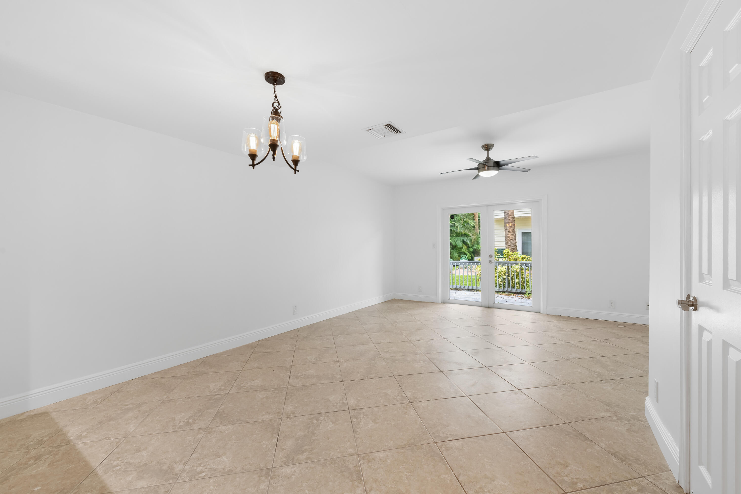 1843 NE 15TH, Fort Lauderdale FL 33305