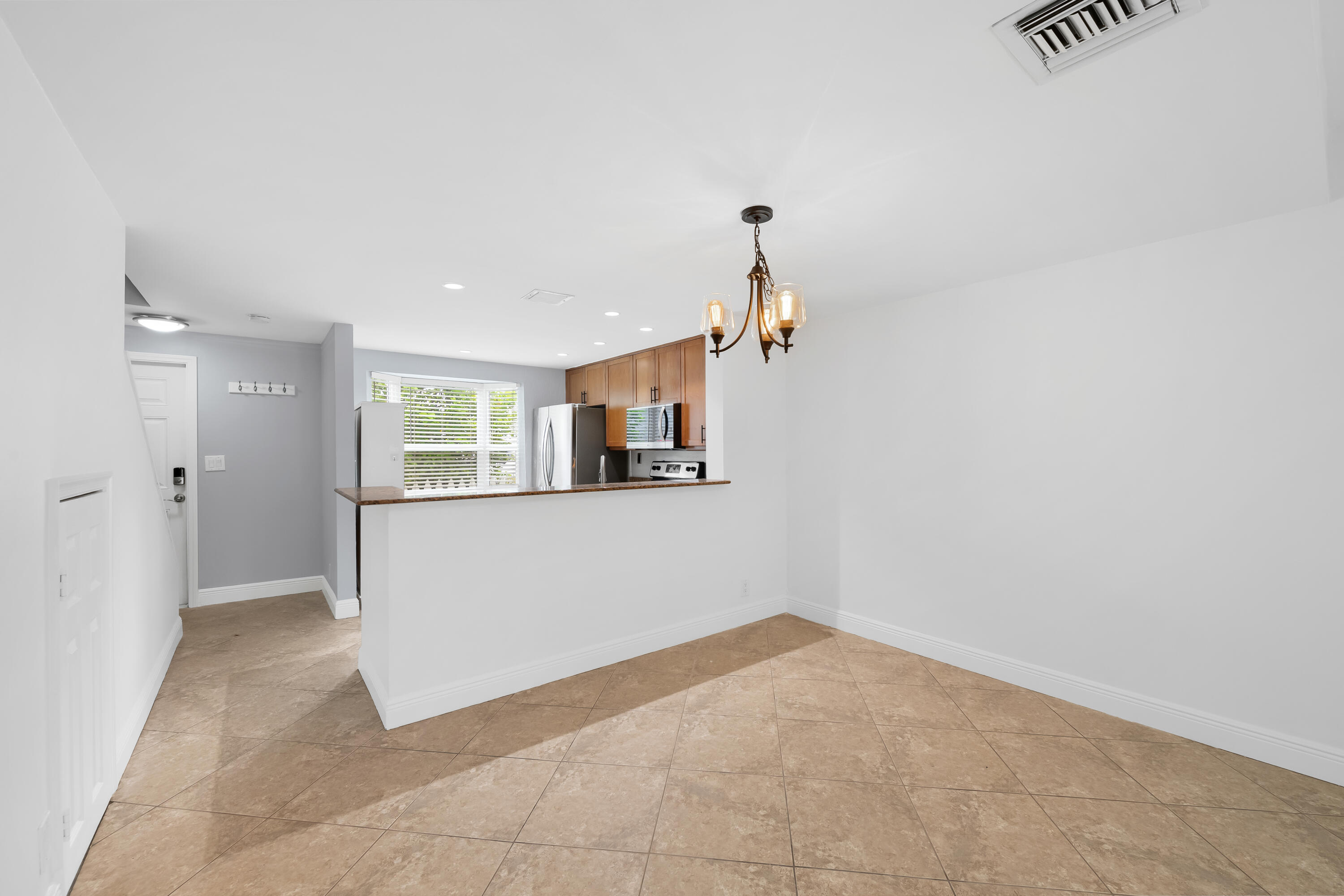 1843 NE 15TH, Fort Lauderdale FL 33305
