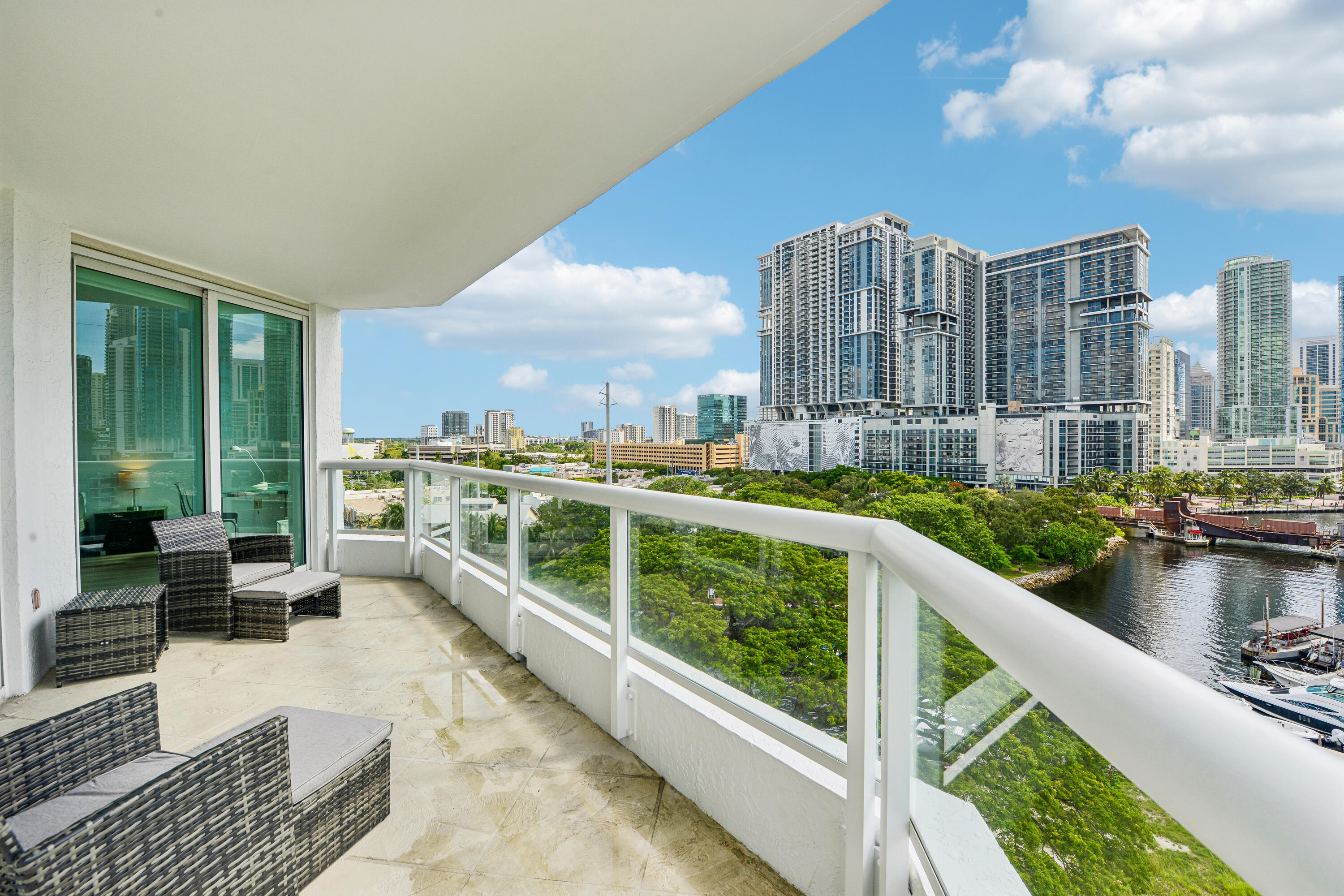 401 SW 4TH #1003, Fort Lauderdale FL 33315