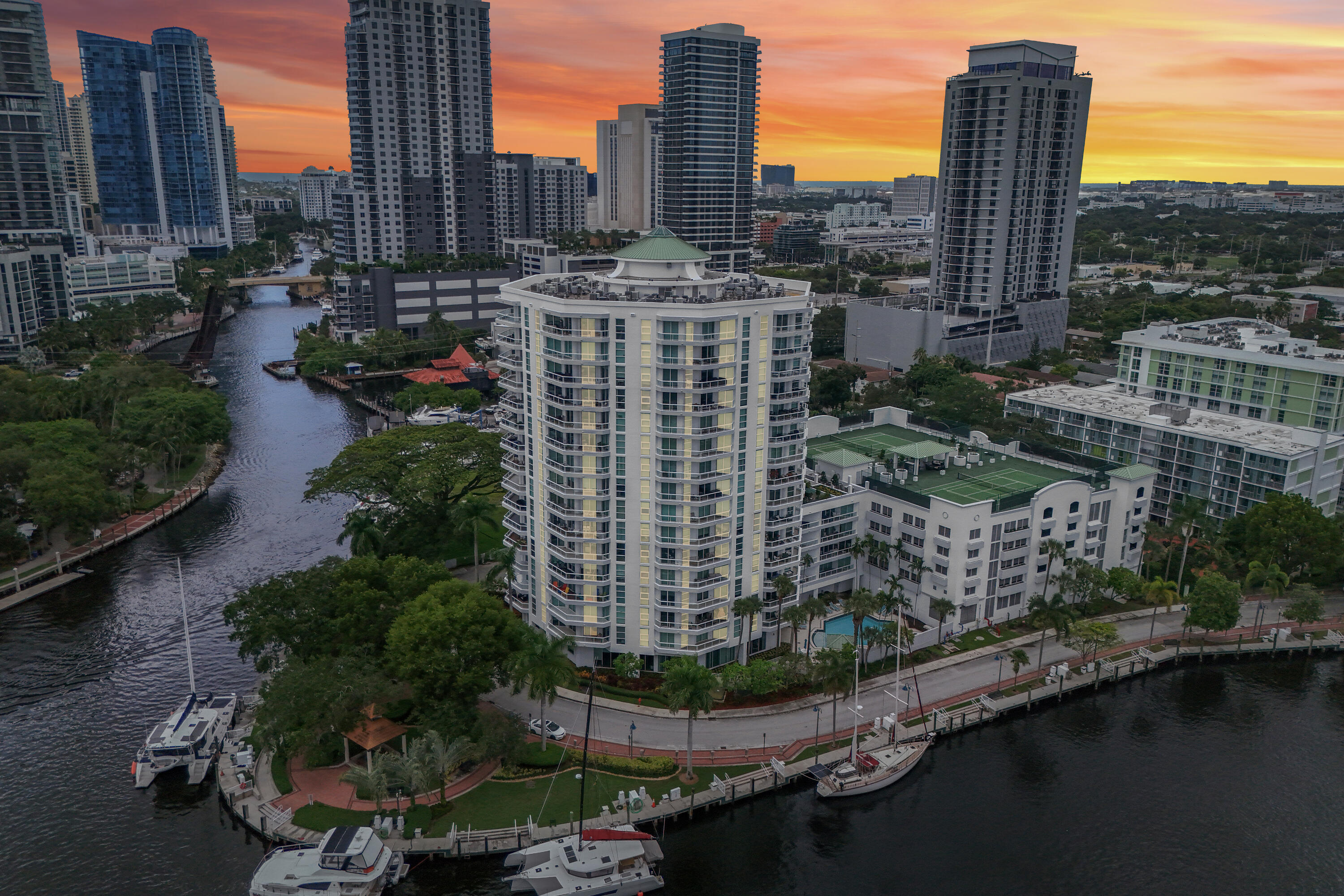 401 SW 4TH #1003, Fort Lauderdale FL 33315
