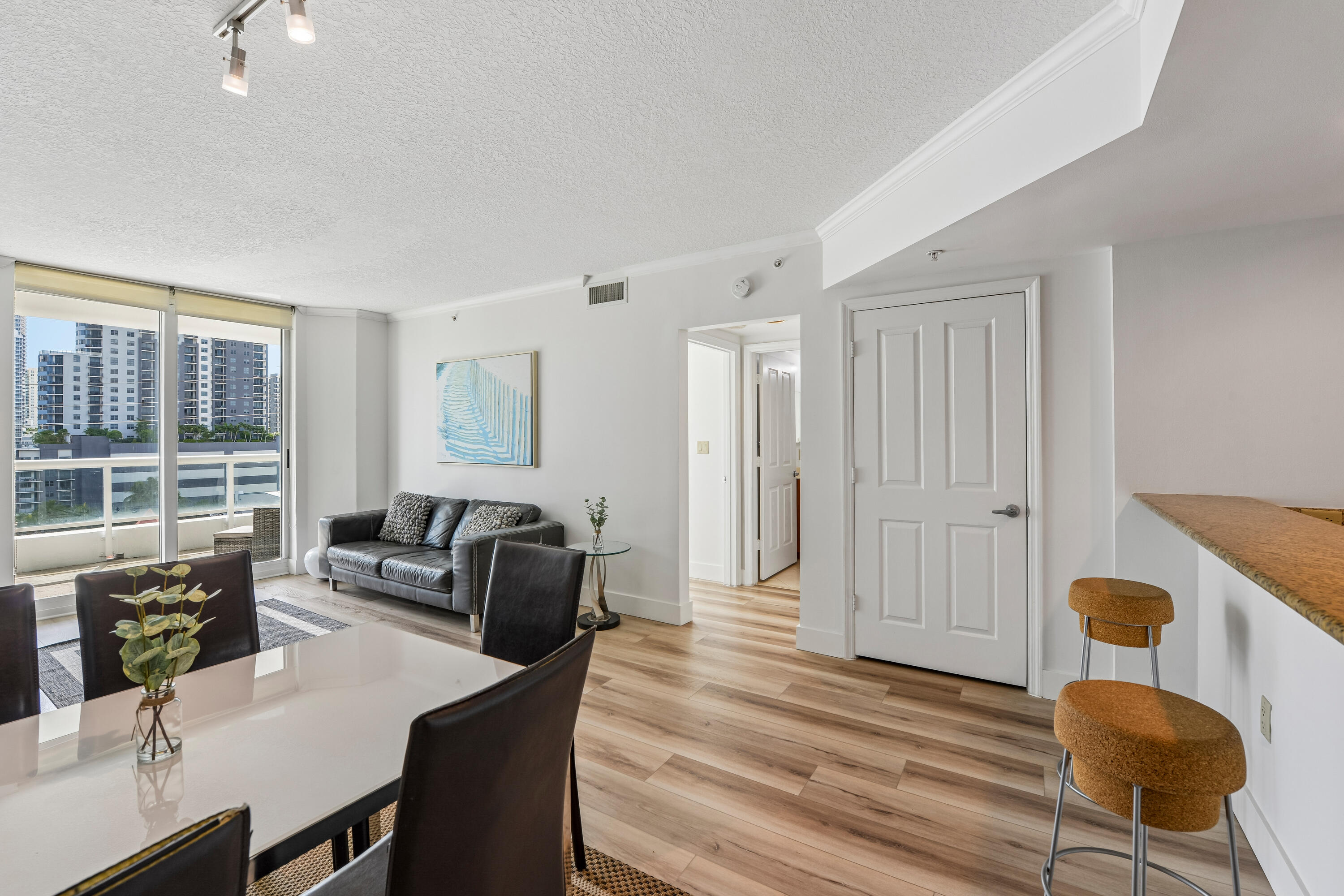 401 SW 4TH #1003, Fort Lauderdale FL 33315