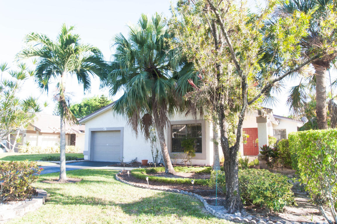 8963 Old Pine #21, Boca Raton FL 33433