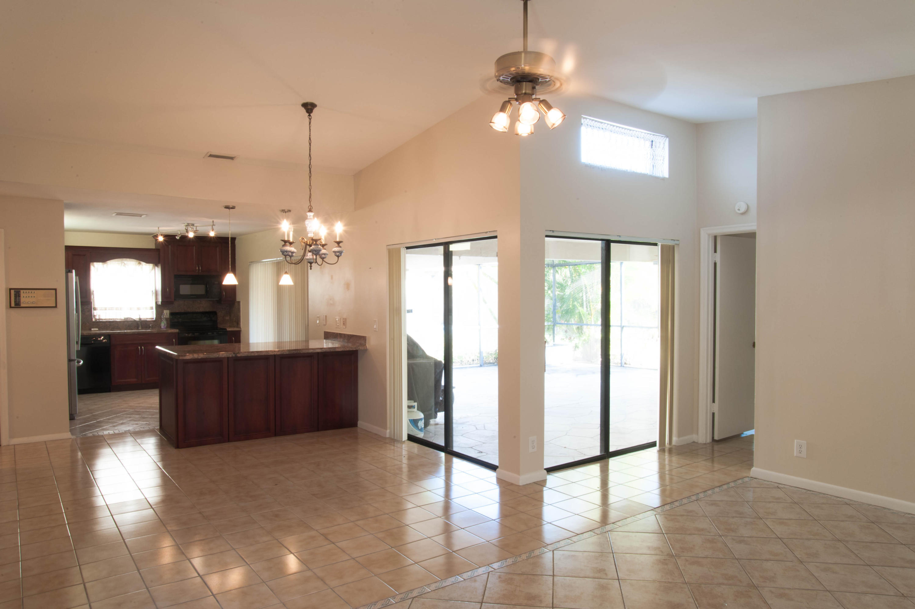 8963 Old Pine #21, Boca Raton FL 33433