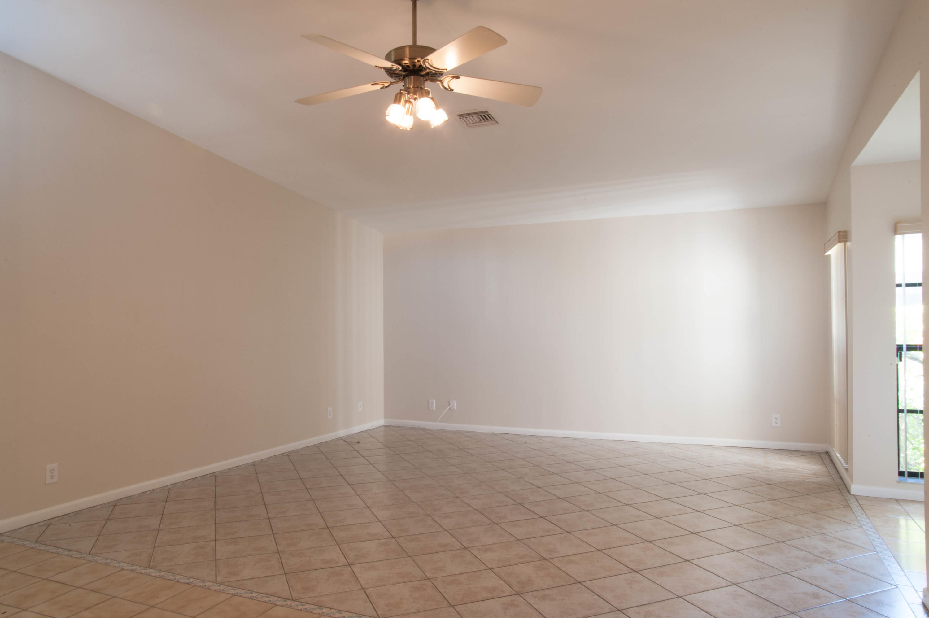 8963 Old Pine #21, Boca Raton FL 33433