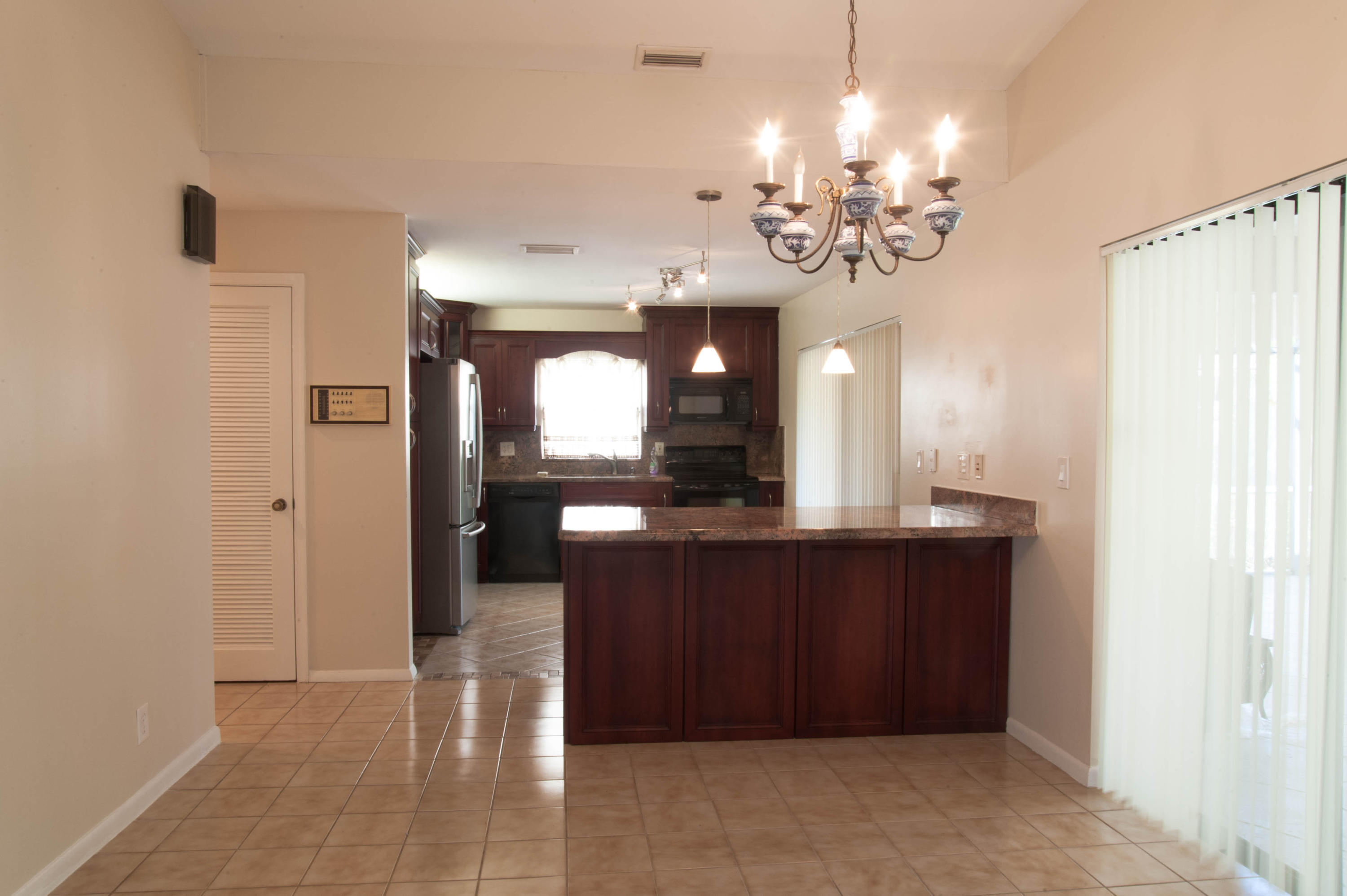 8963 Old Pine #21, Boca Raton FL 33433