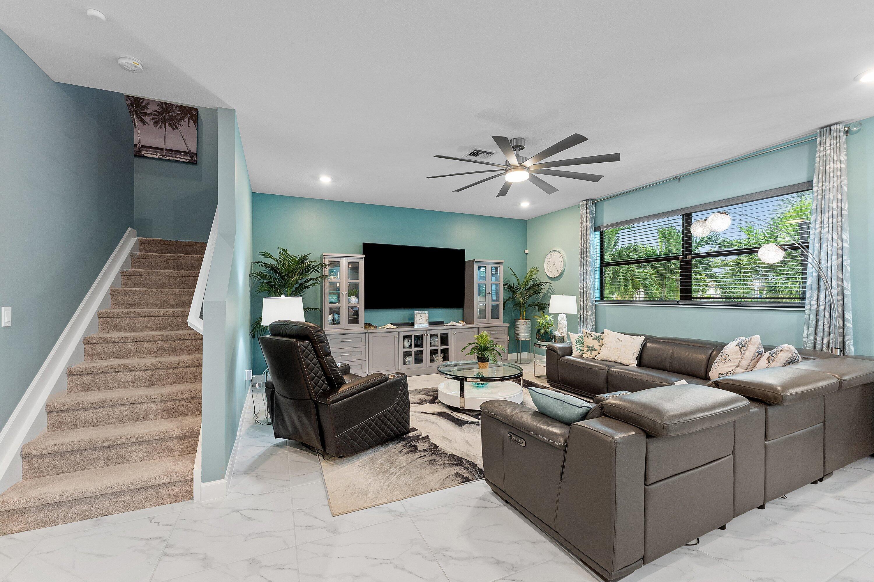 3196 STRENG, Royal Palm Beach FL 33411