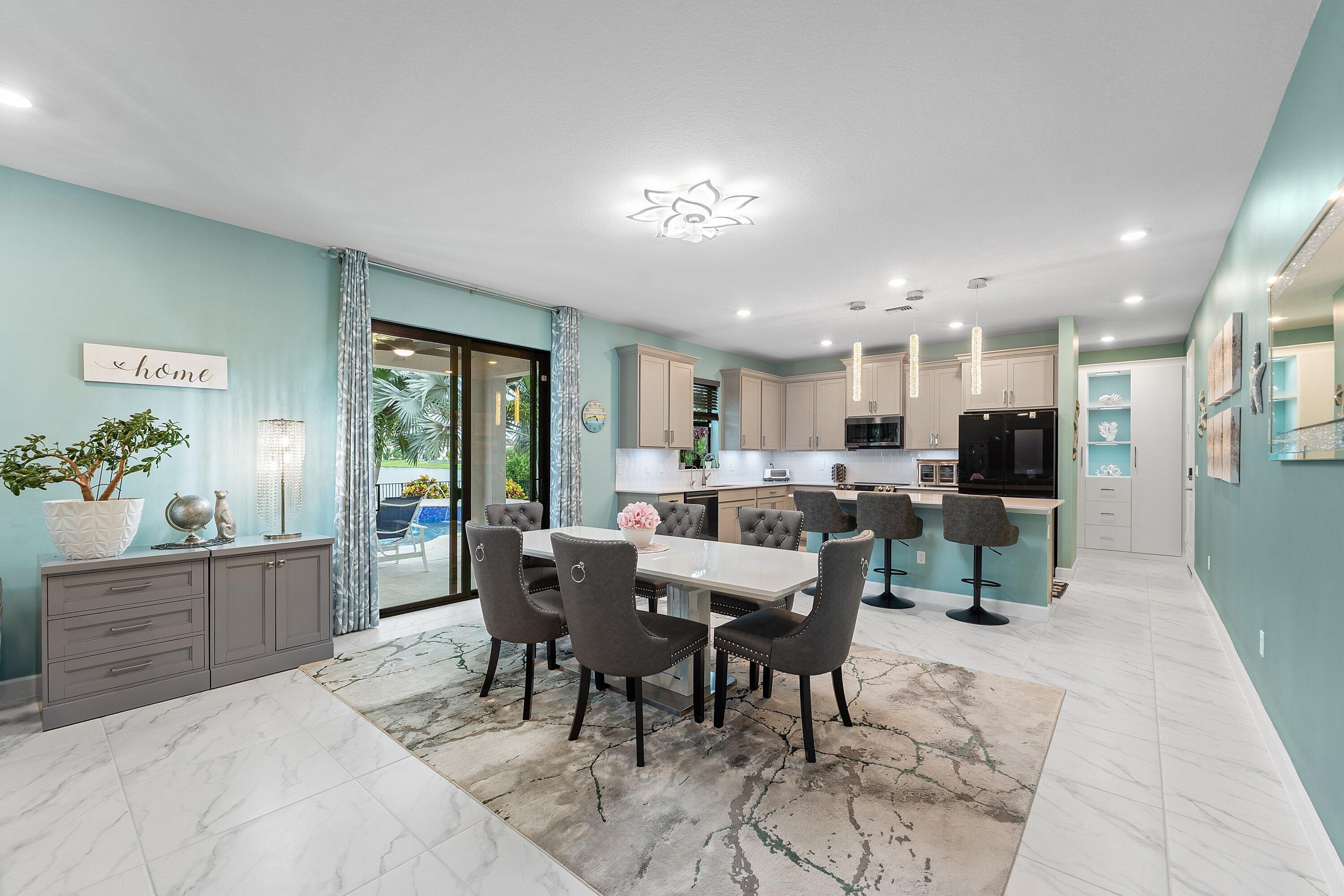 3196 STRENG, Royal Palm Beach FL 33411