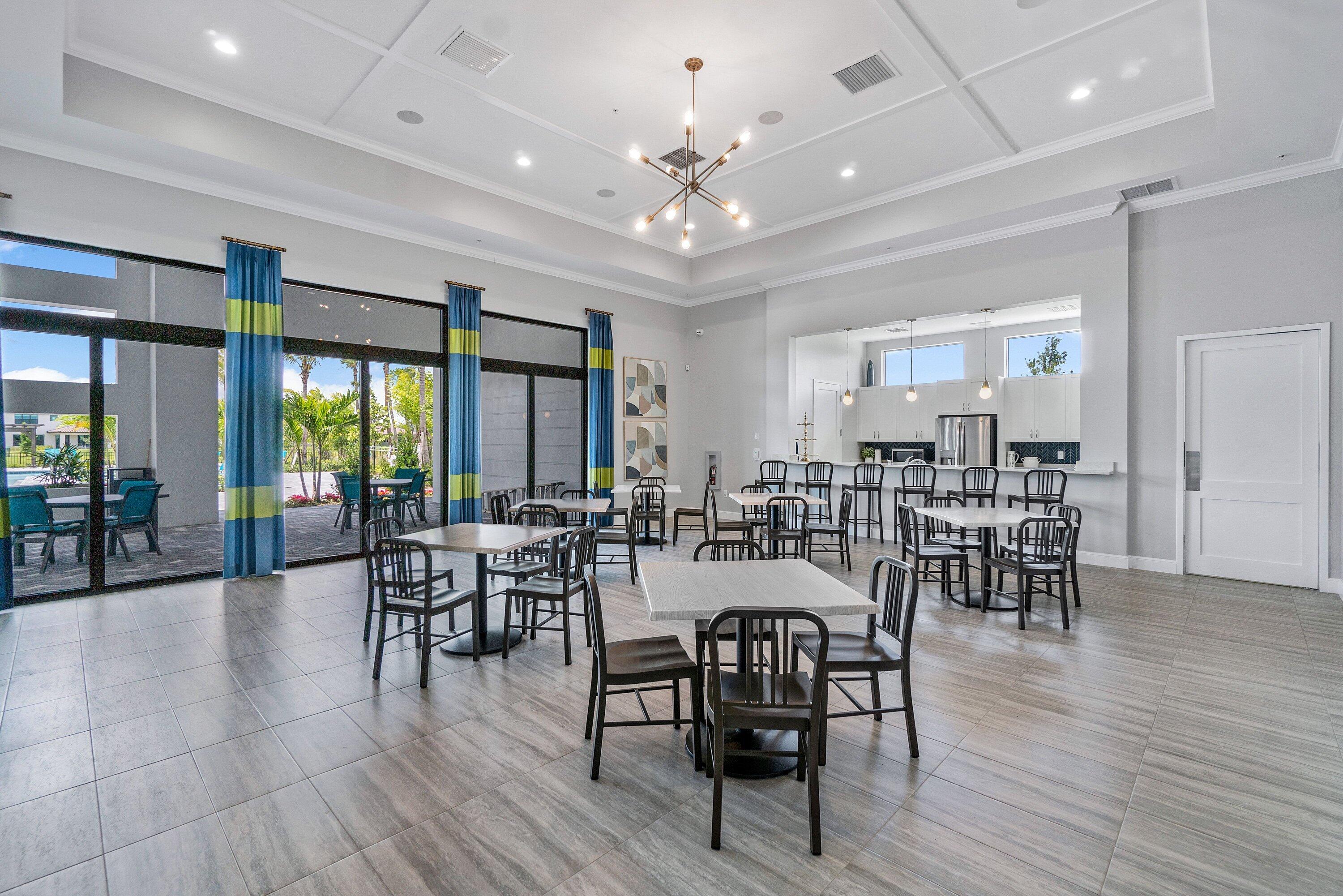 3196 STRENG, Royal Palm Beach FL 33411