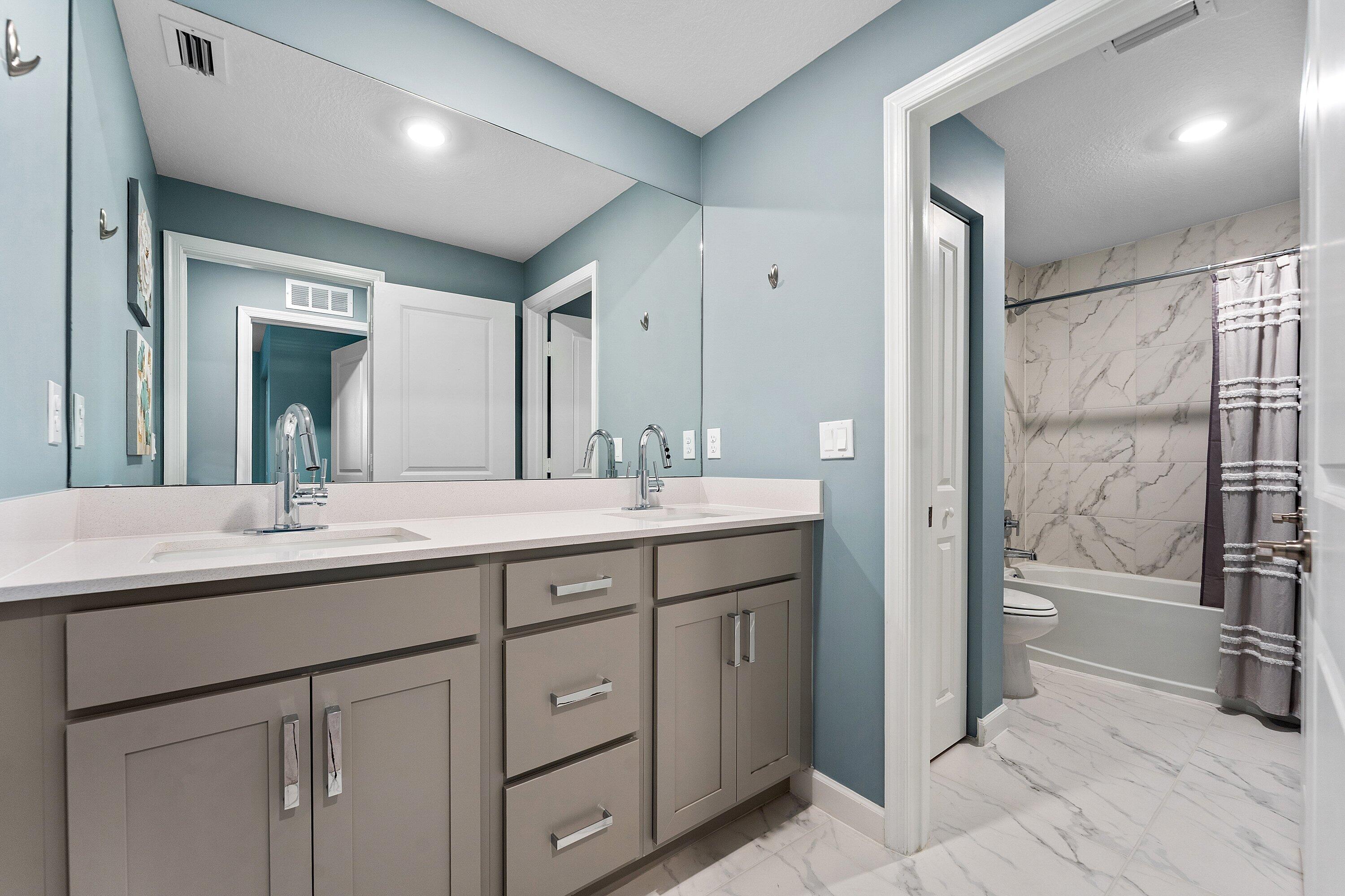 3196 STRENG, Royal Palm Beach FL 33411