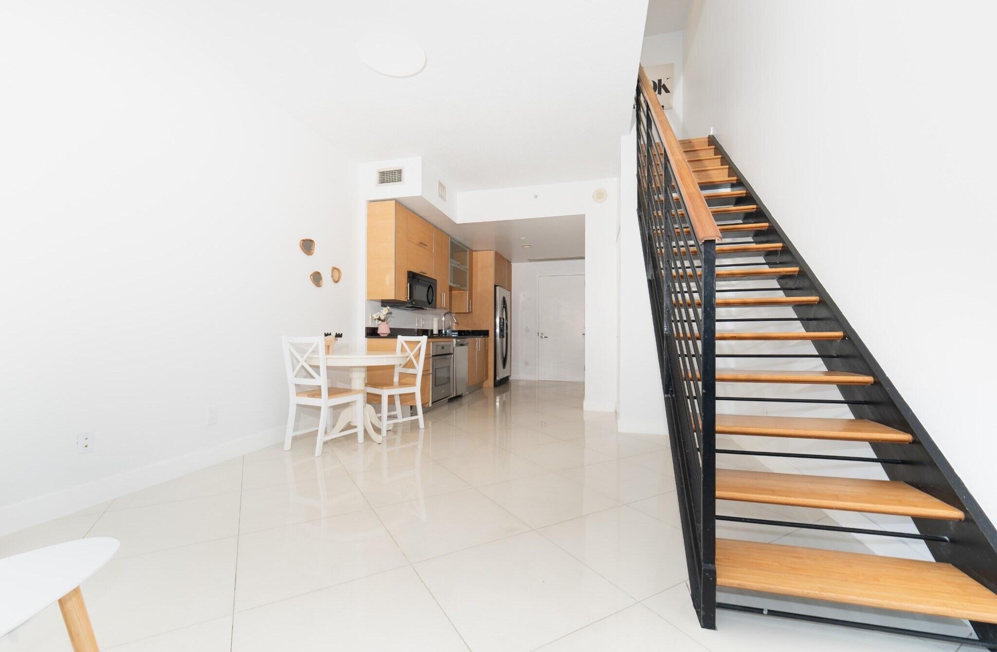60 SW 13TH #1418, Miami FL 33130