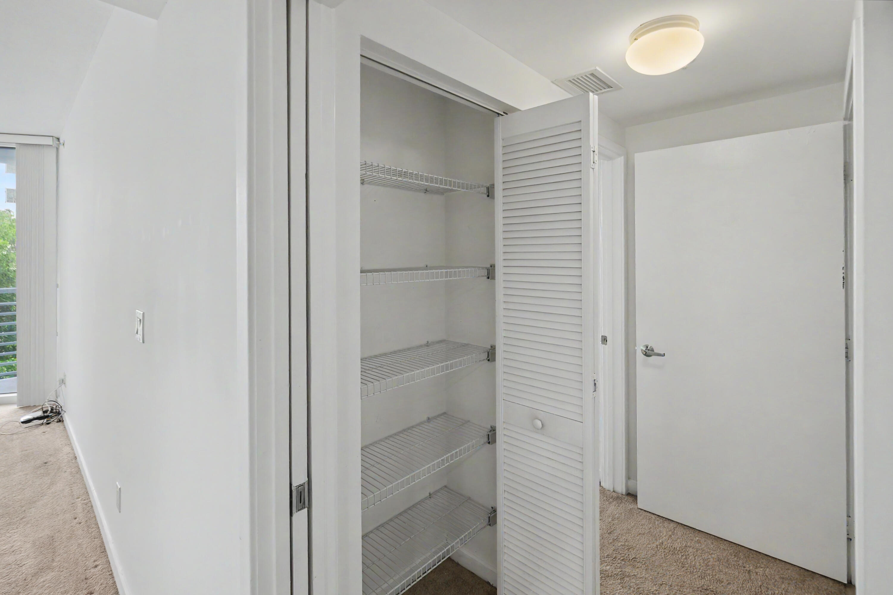 335 S Biscayne #1002, Miami FL 33131