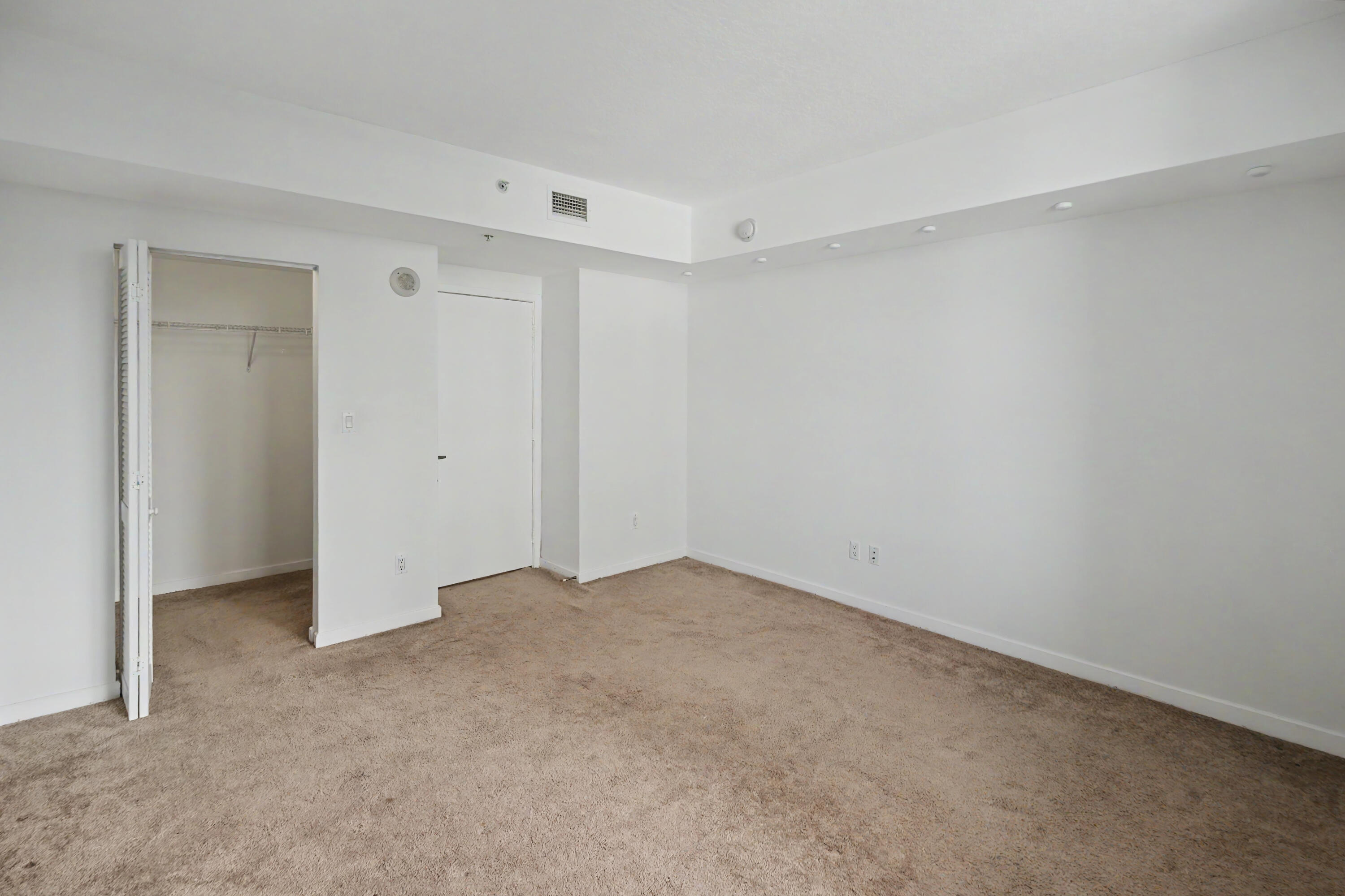 335 S Biscayne #1002, Miami FL 33131