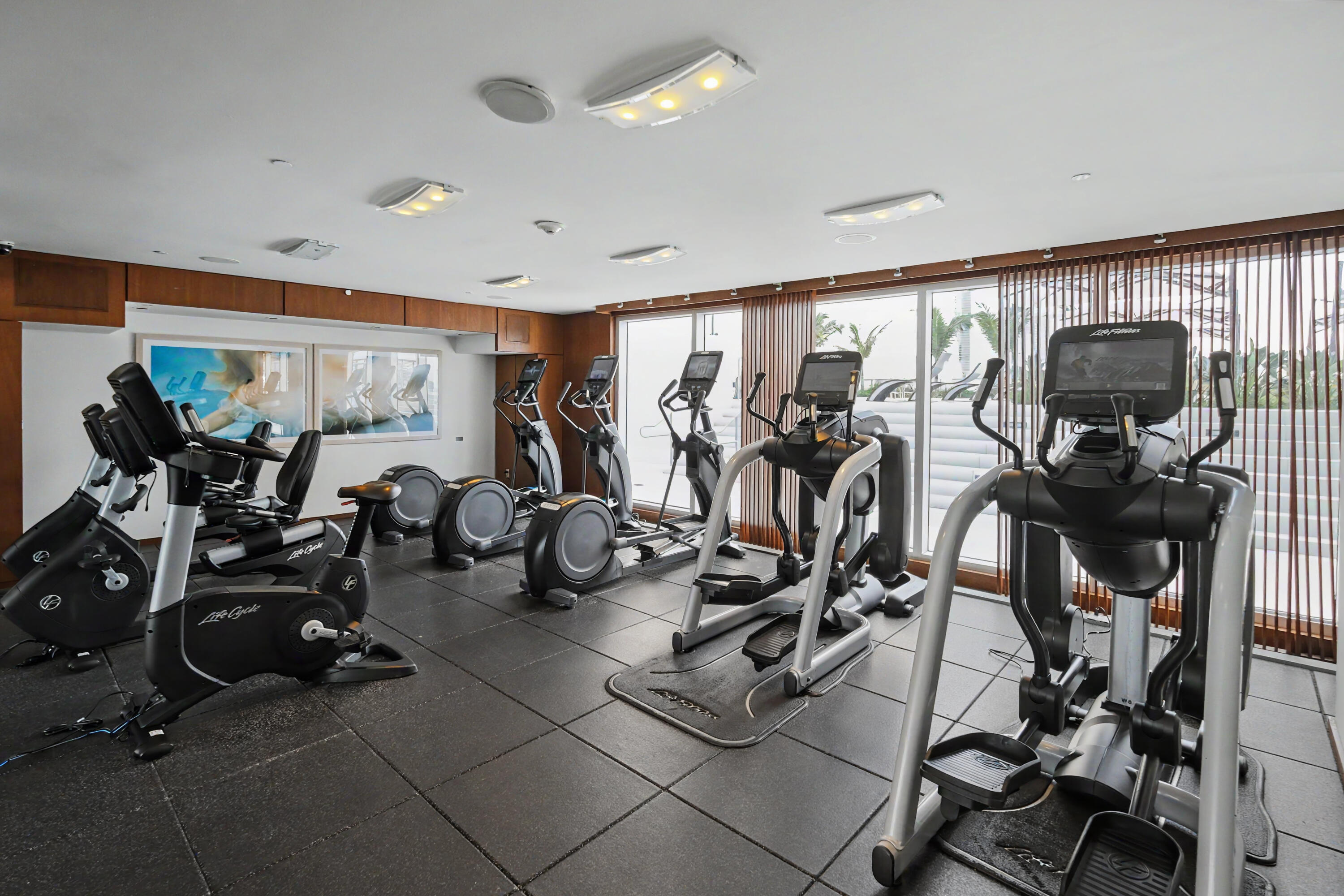 335 S Biscayne #1002, Miami FL 33131
