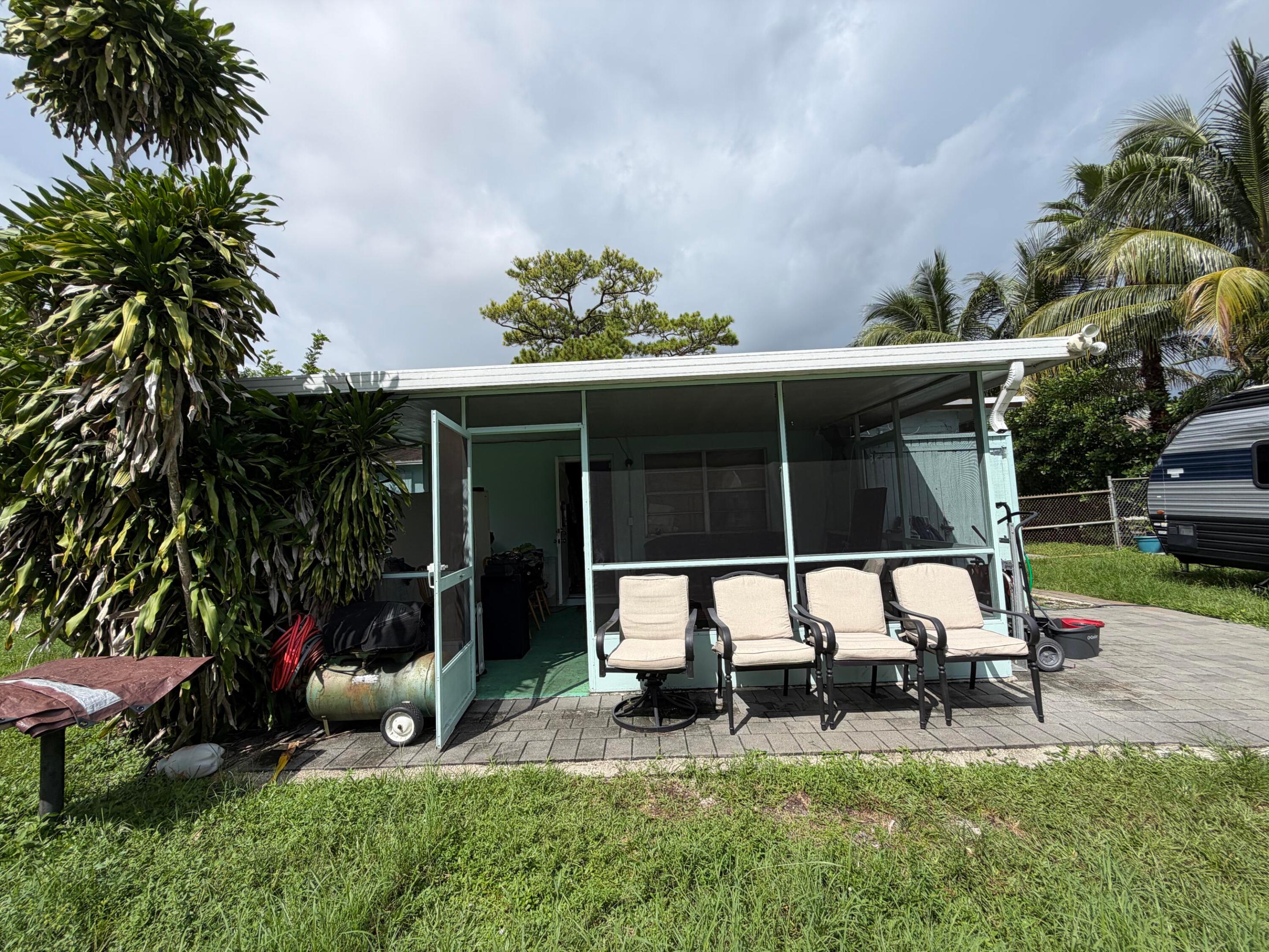3082 Reo, Palm Springs FL 33461