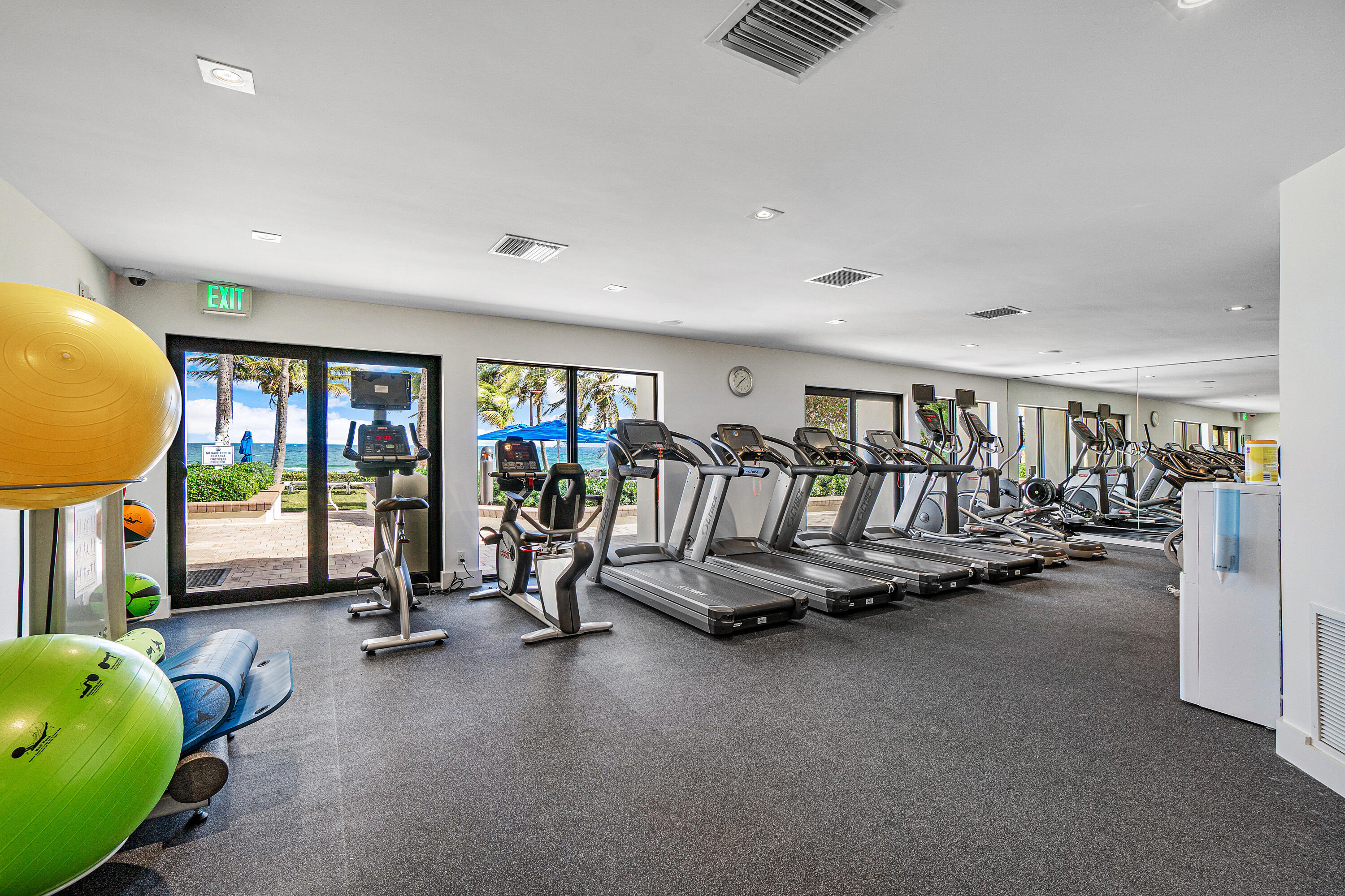 3420 S Ocean, Highland Beach FL 33487
