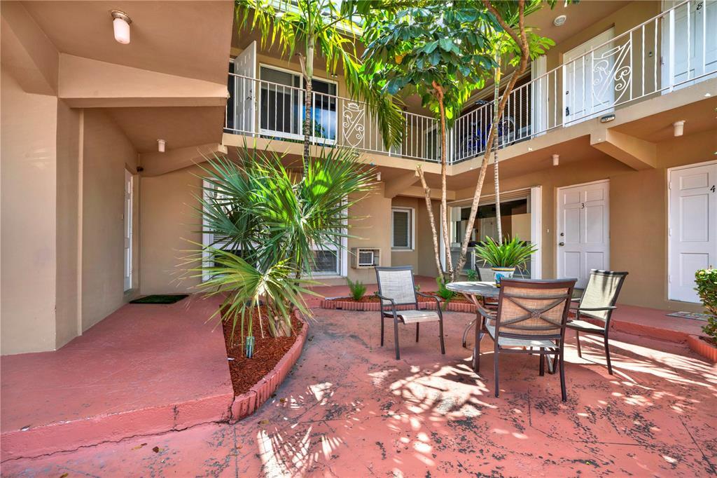 2864 NE 32nd #7, Fort Lauderdale FL 33306