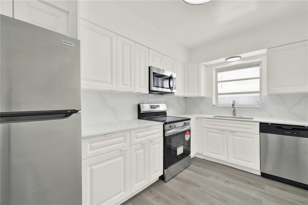2864 NE 32nd #7, Fort Lauderdale FL 33306