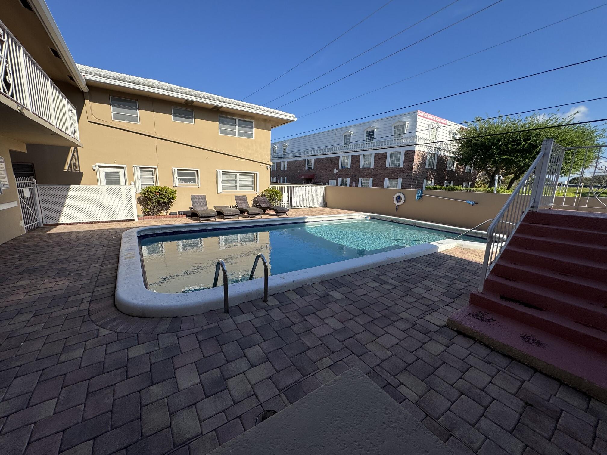 2864 NE 32nd #7, Fort Lauderdale FL 33306
