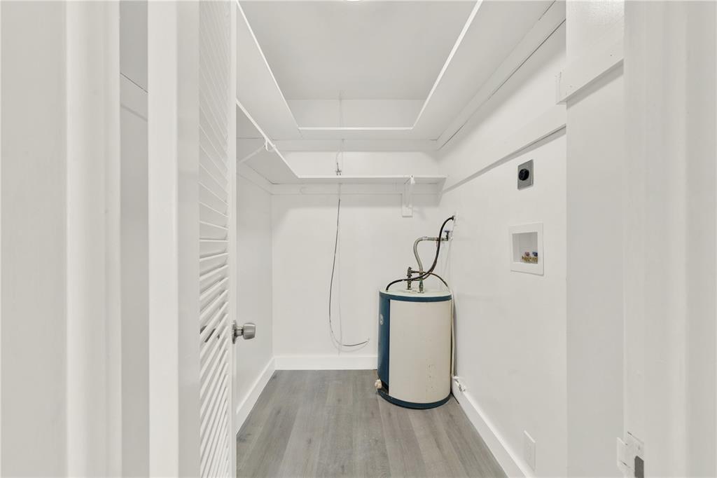 2864 NE 32nd #7, Fort Lauderdale FL 33306