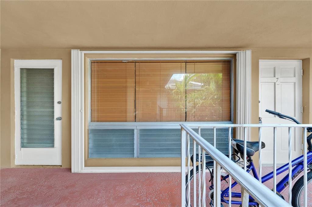 2864 NE 32nd #7, Fort Lauderdale FL 33306