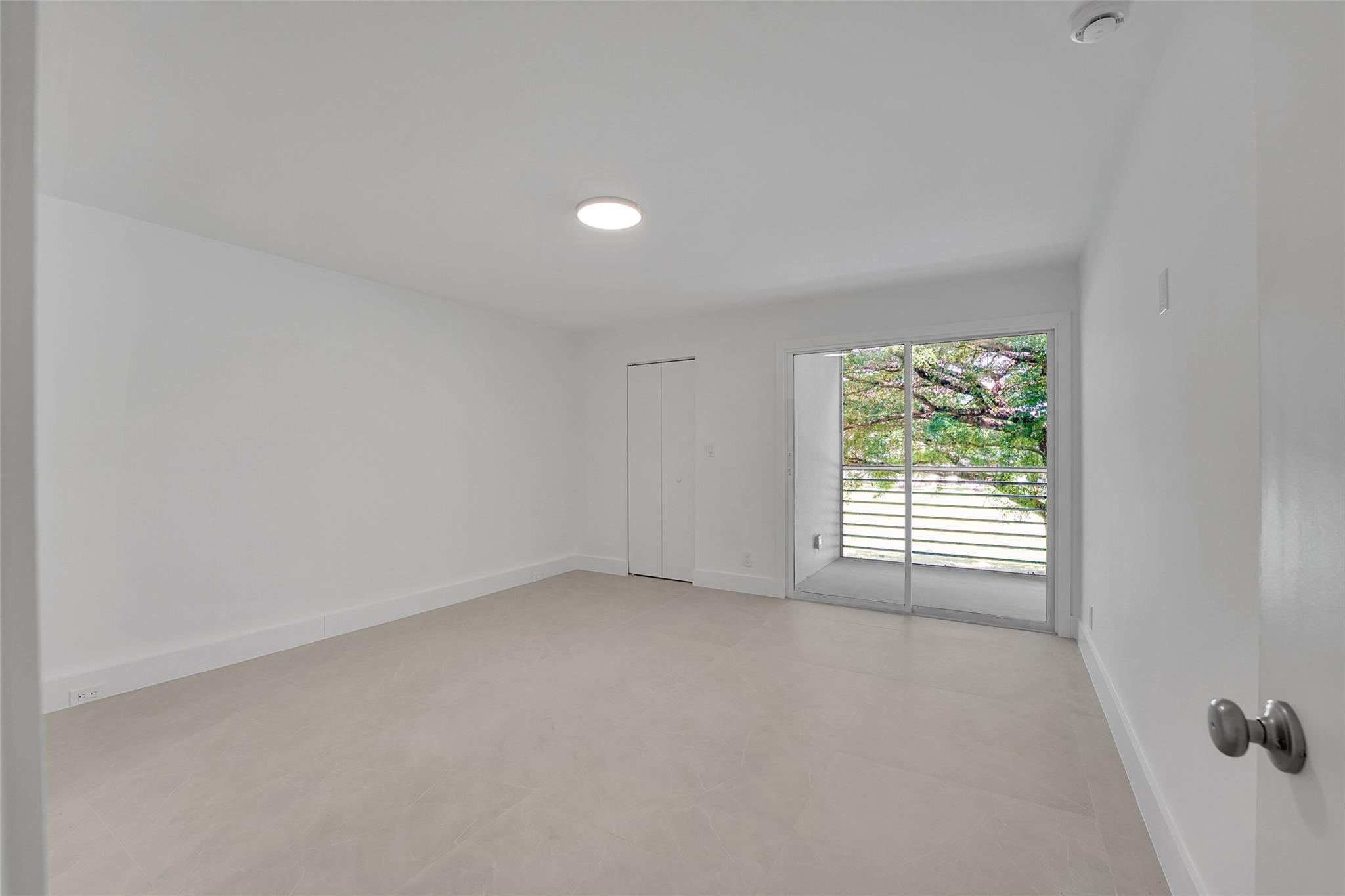 3201 PORTOFINO #C2, Coconut Creek FL 33066
