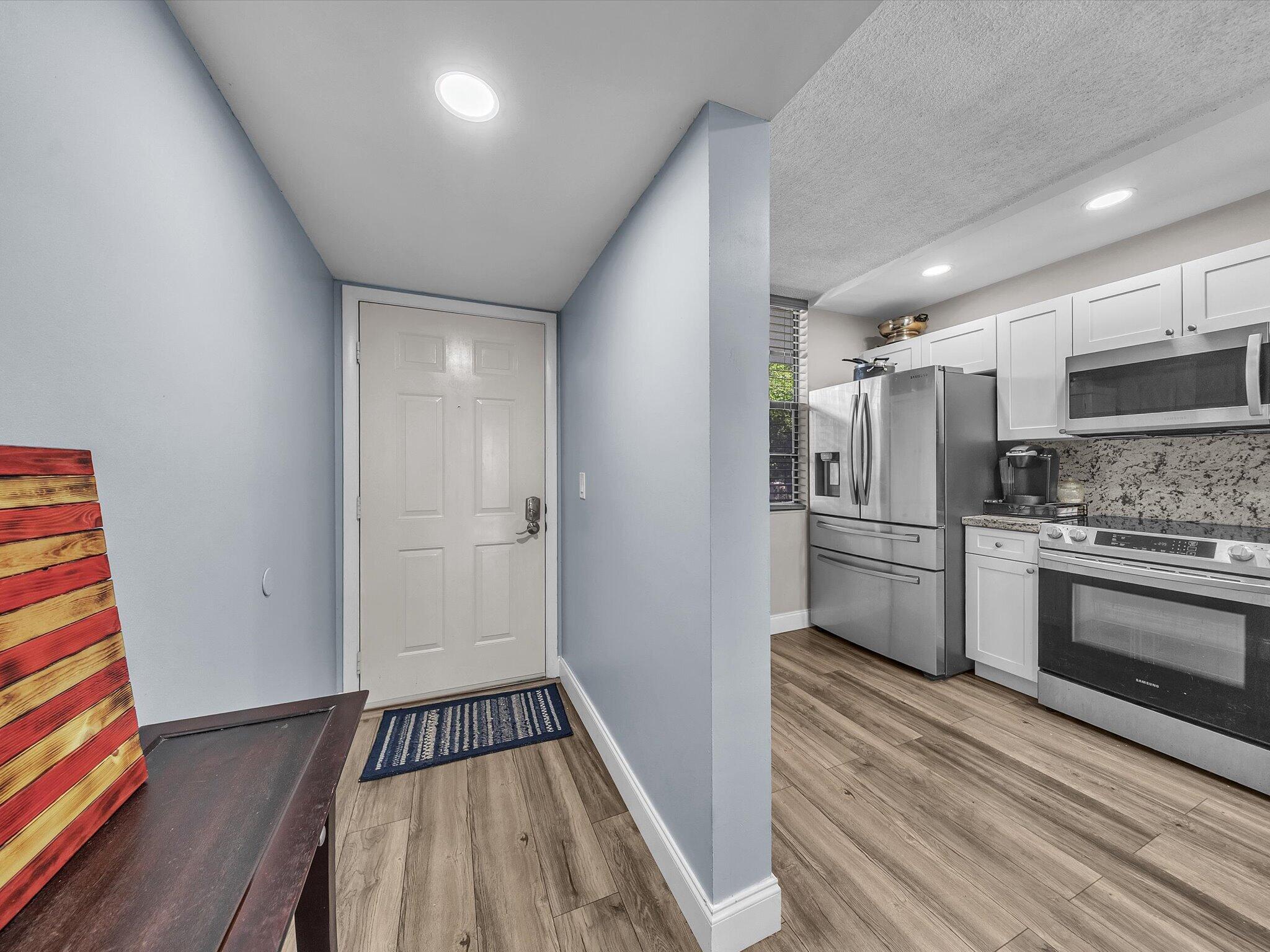 1701 Whitehall #302, Davie FL 33324