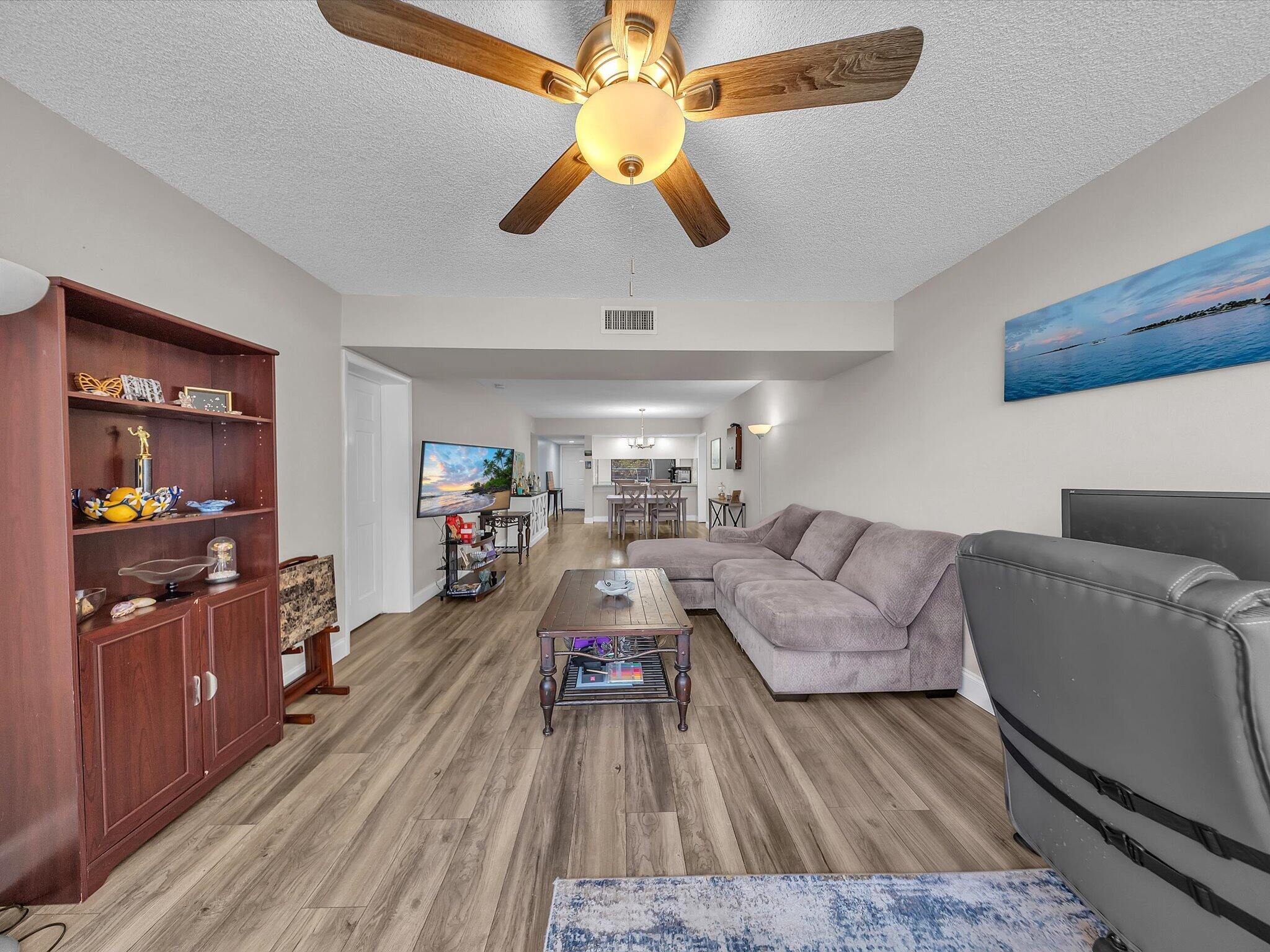 1701 Whitehall #302, Davie FL 33324