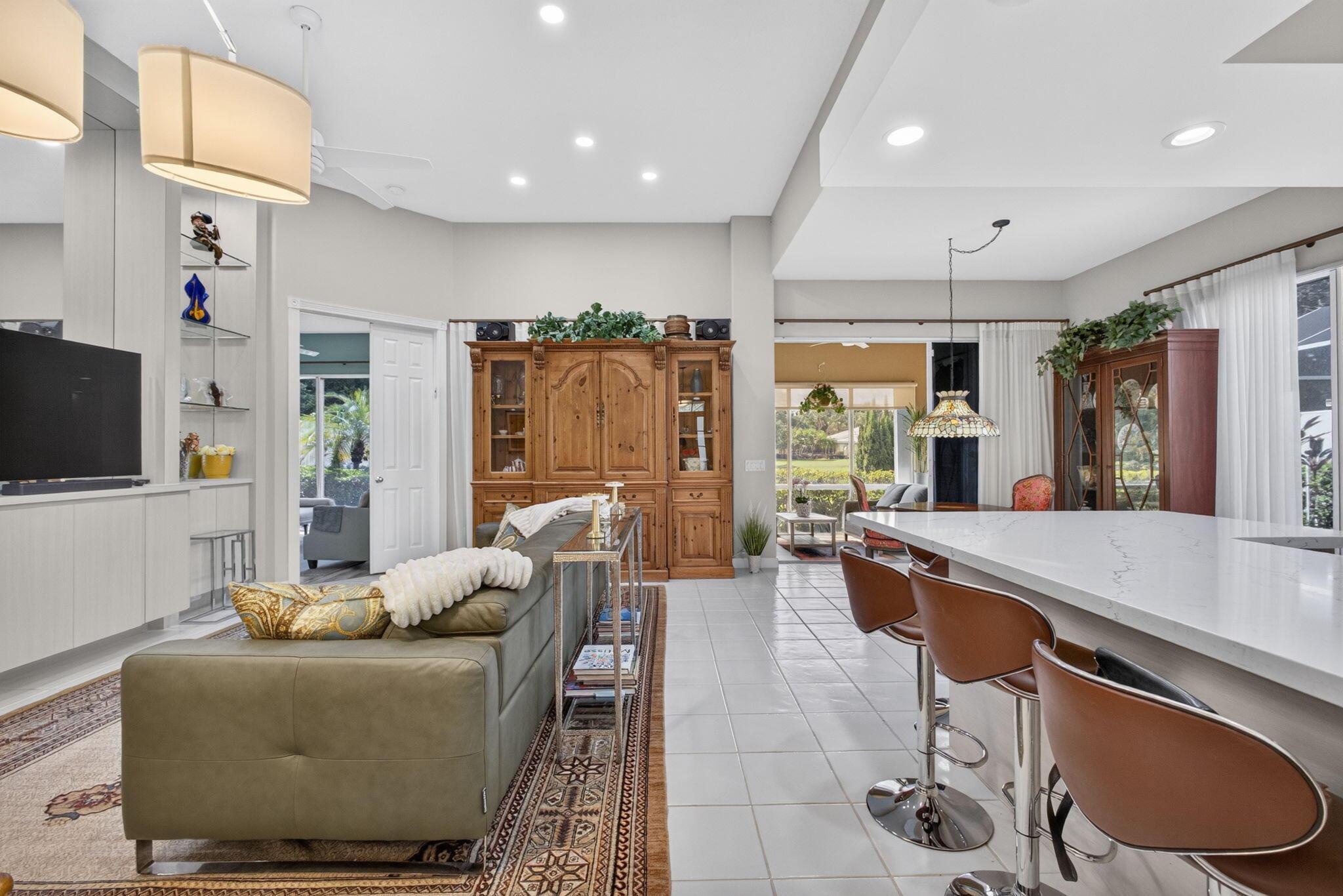 8390 E GARDEN OAKS, Palm Beach Gardens FL 33410