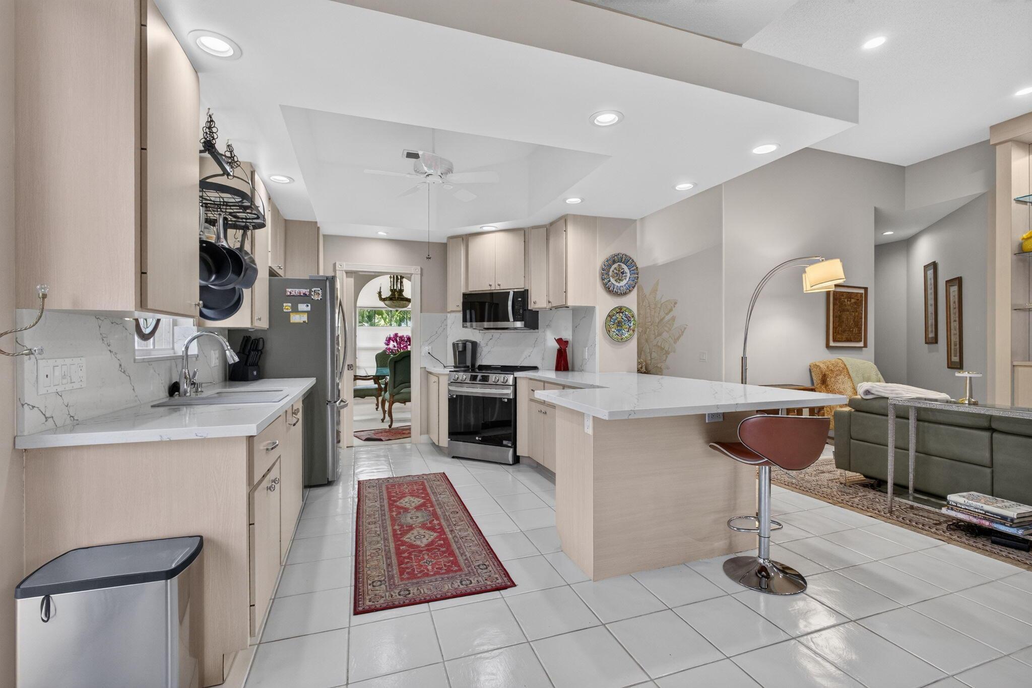 8390 E GARDEN OAKS, Palm Beach Gardens FL 33410