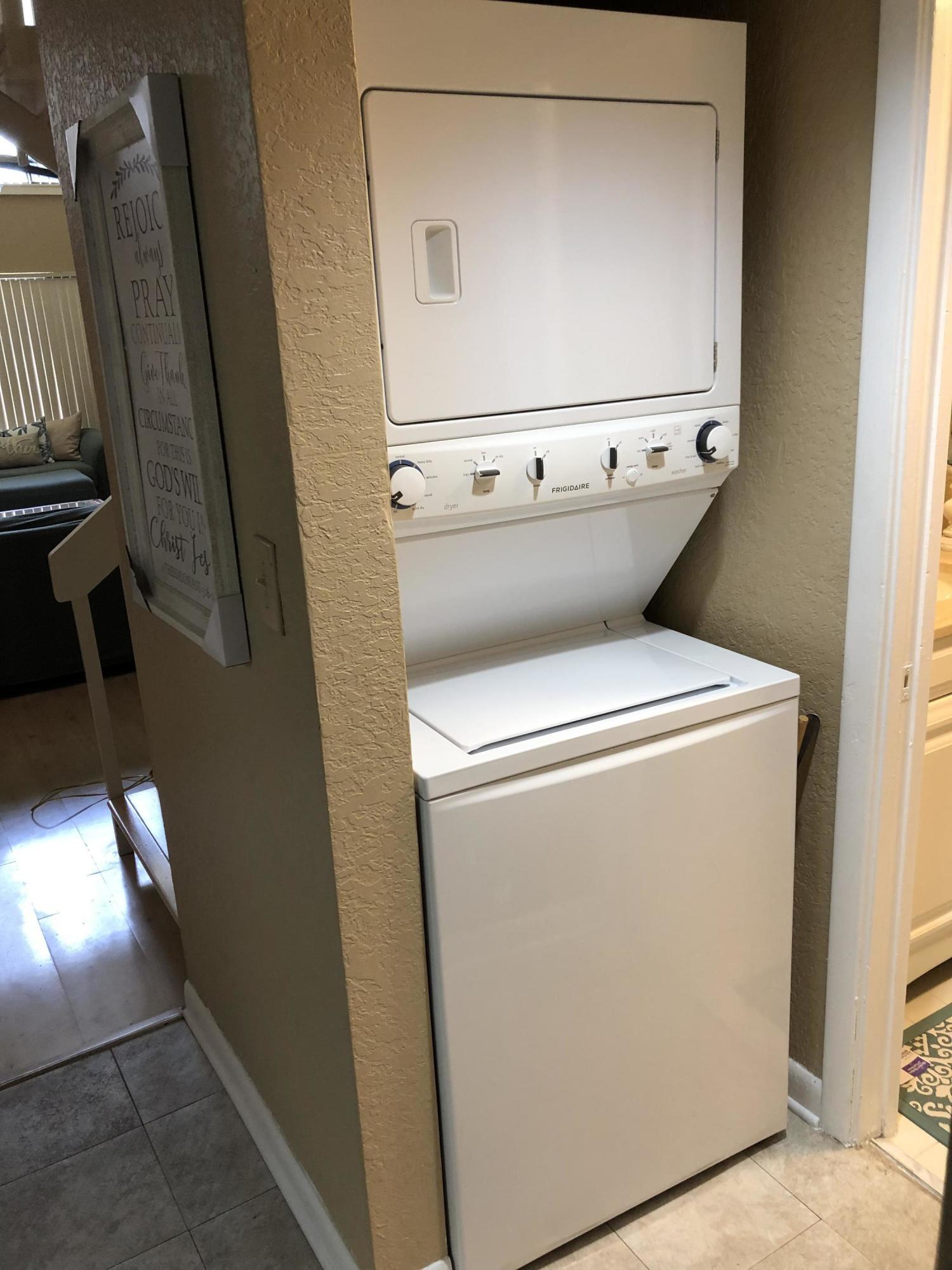 665 SE 21st #102, Deerfield Beach FL 33441