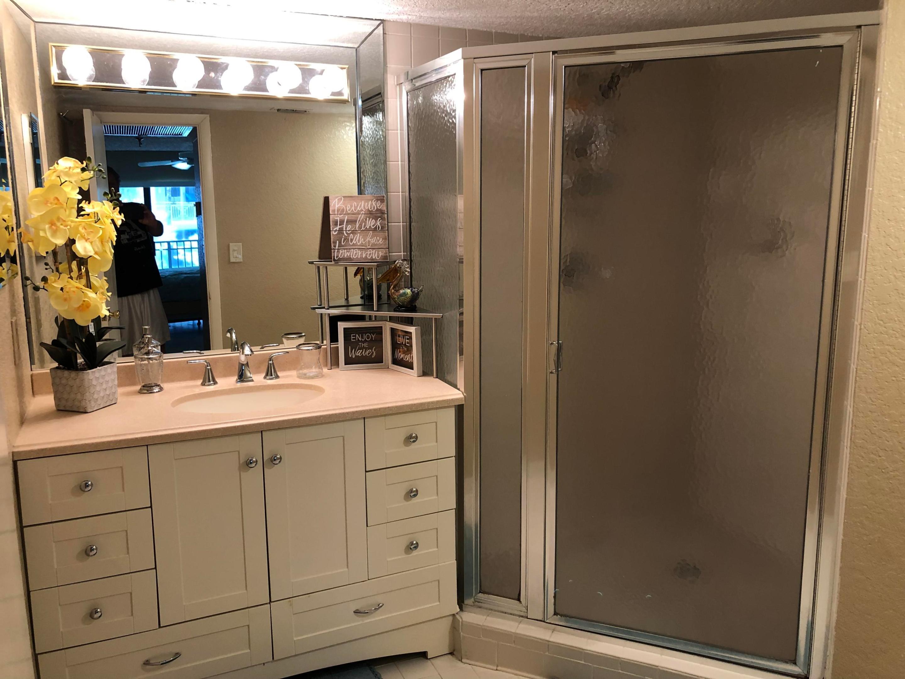 665 SE 21st #102, Deerfield Beach FL 33441