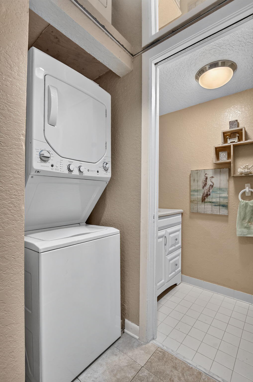 665 SE 21st #102, Deerfield Beach FL 33441