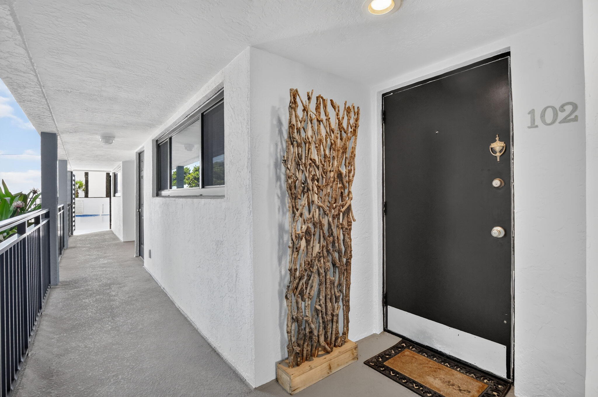 665 SE 21st #102, Deerfield Beach FL 33441