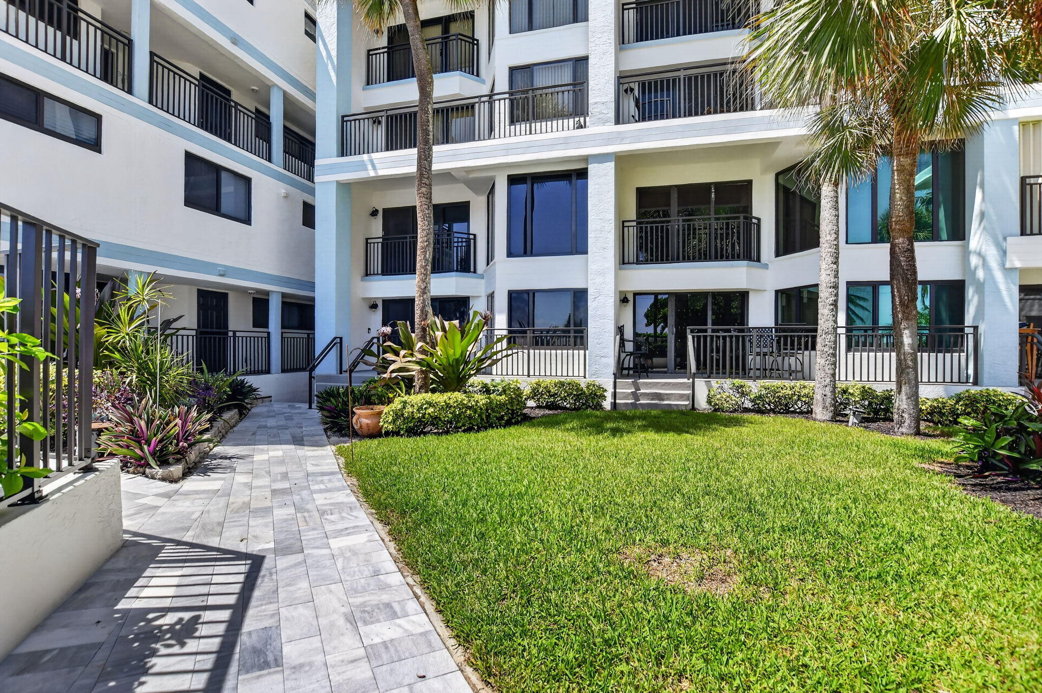 665 SE 21st #102, Deerfield Beach FL 33441