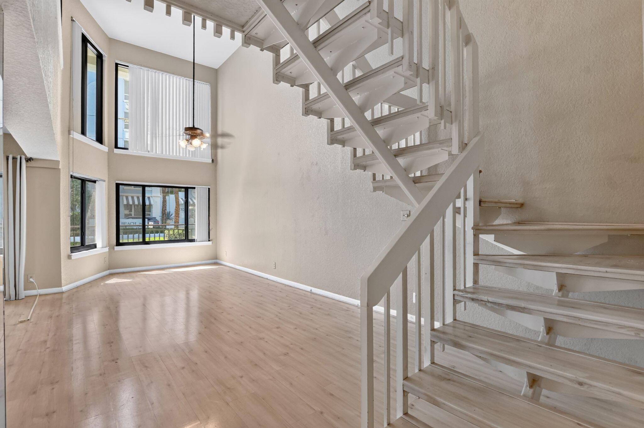 665 SE 21st #102, Deerfield Beach FL 33441
