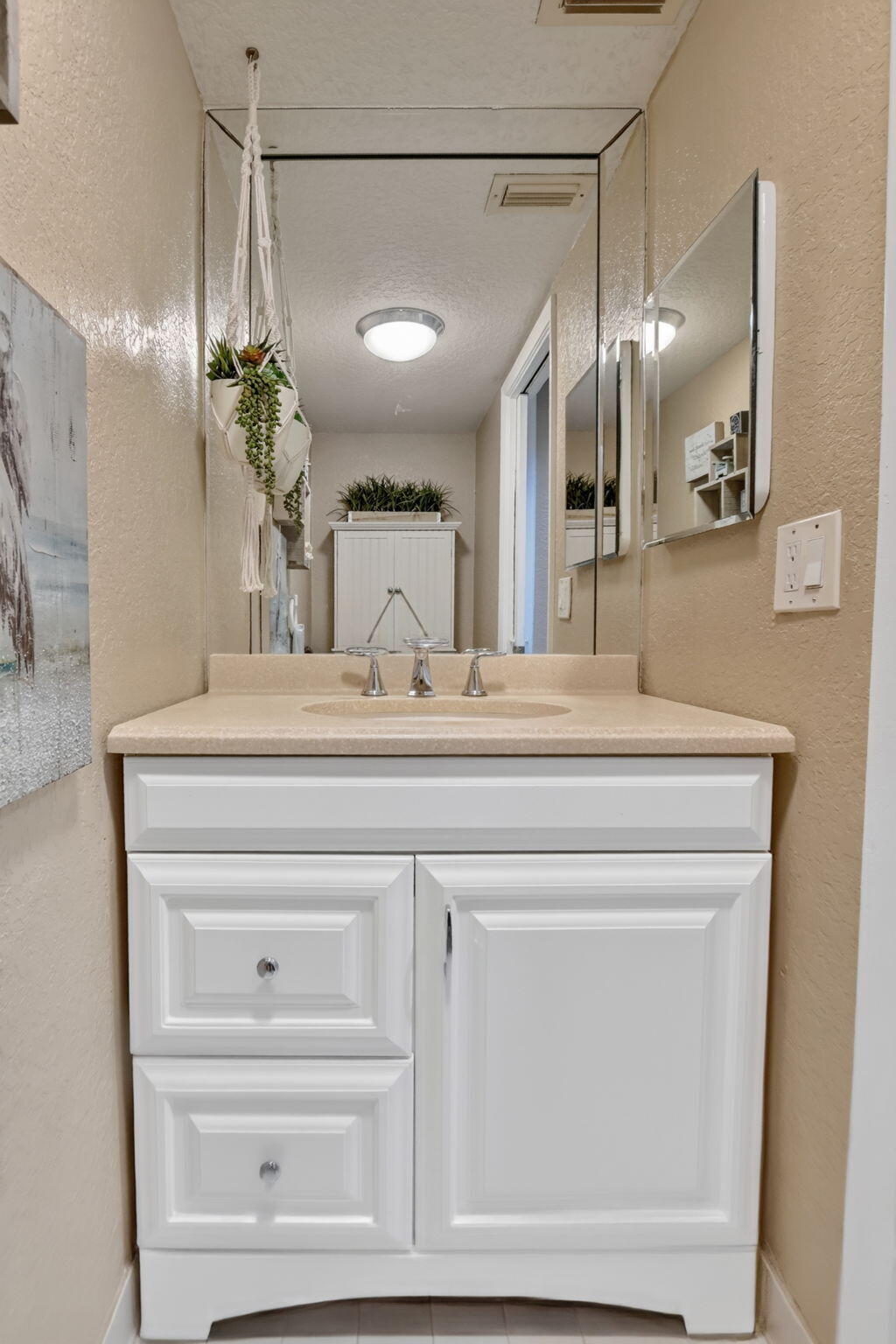 665 SE 21st #102, Deerfield Beach FL 33441