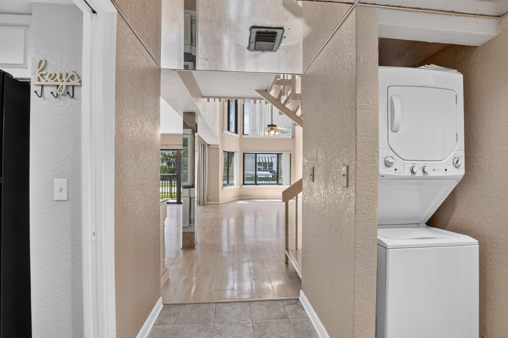 665 SE 21st #102, Deerfield Beach FL 33441