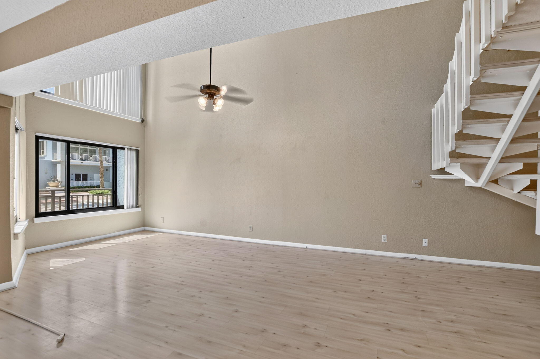 665 SE 21st #102, Deerfield Beach FL 33441