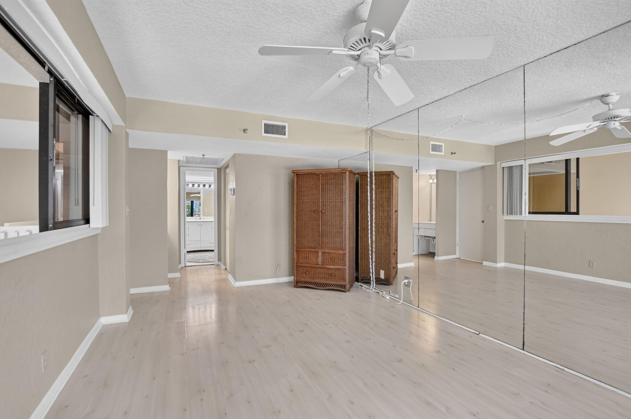 665 SE 21st #102, Deerfield Beach FL 33441
