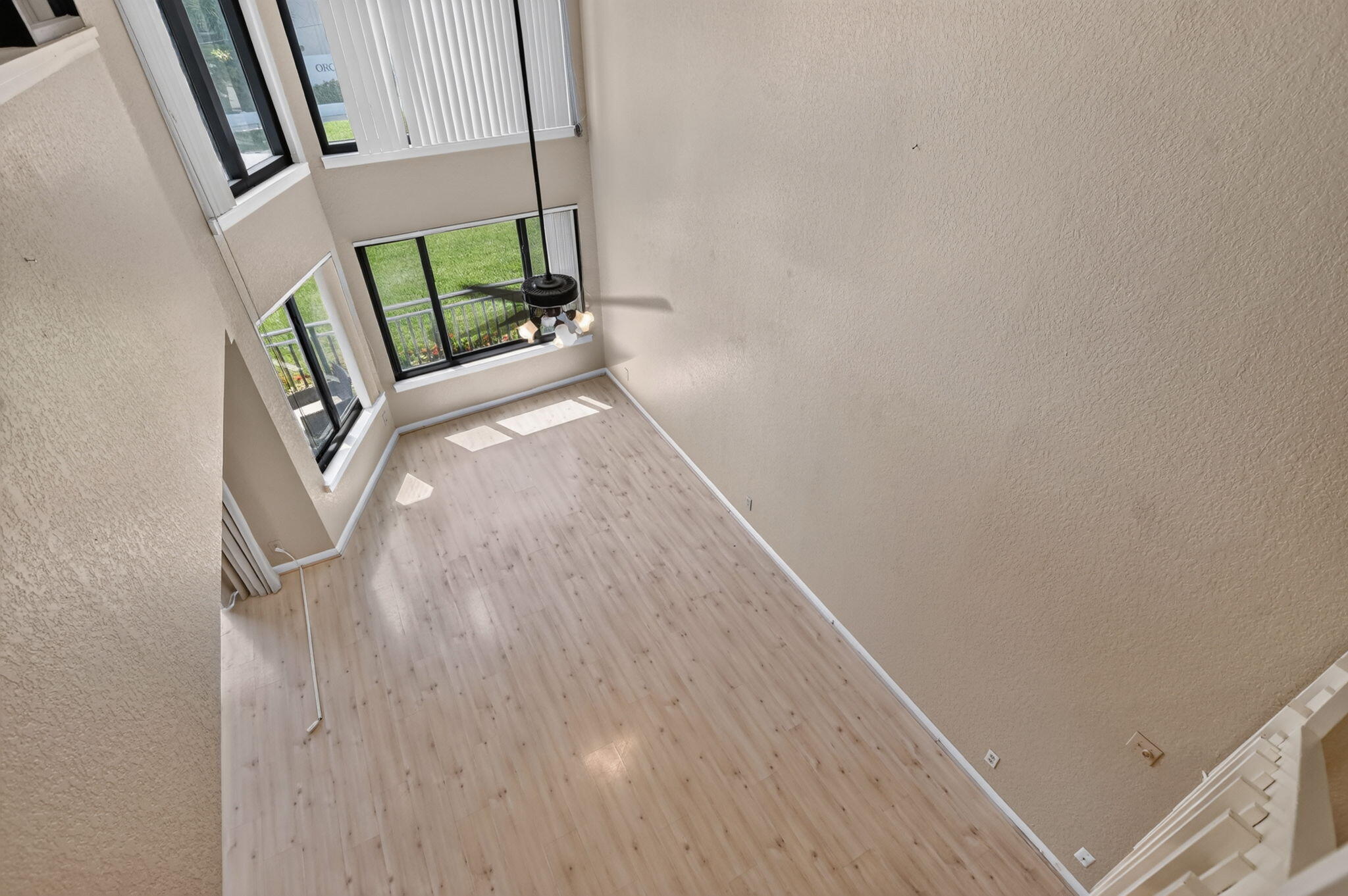 665 SE 21st #102, Deerfield Beach FL 33441