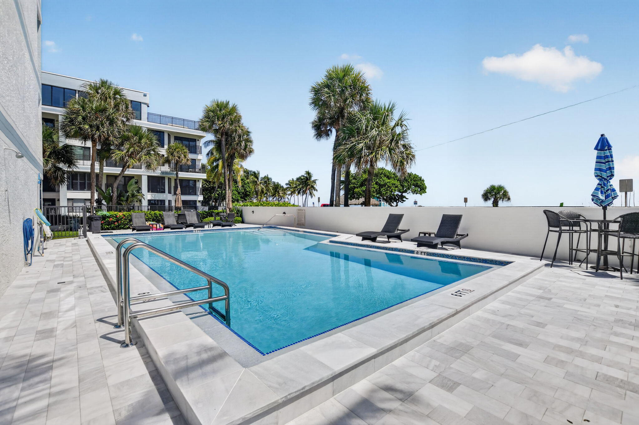 665 SE 21st #102, Deerfield Beach FL 33441