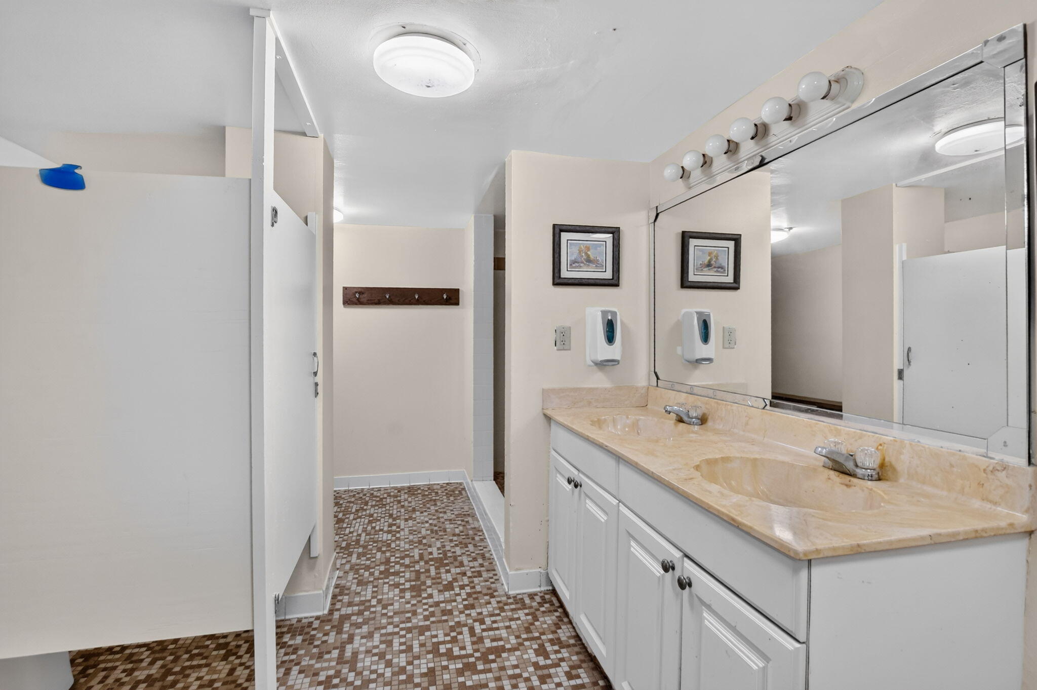 665 SE 21st #102, Deerfield Beach FL 33441