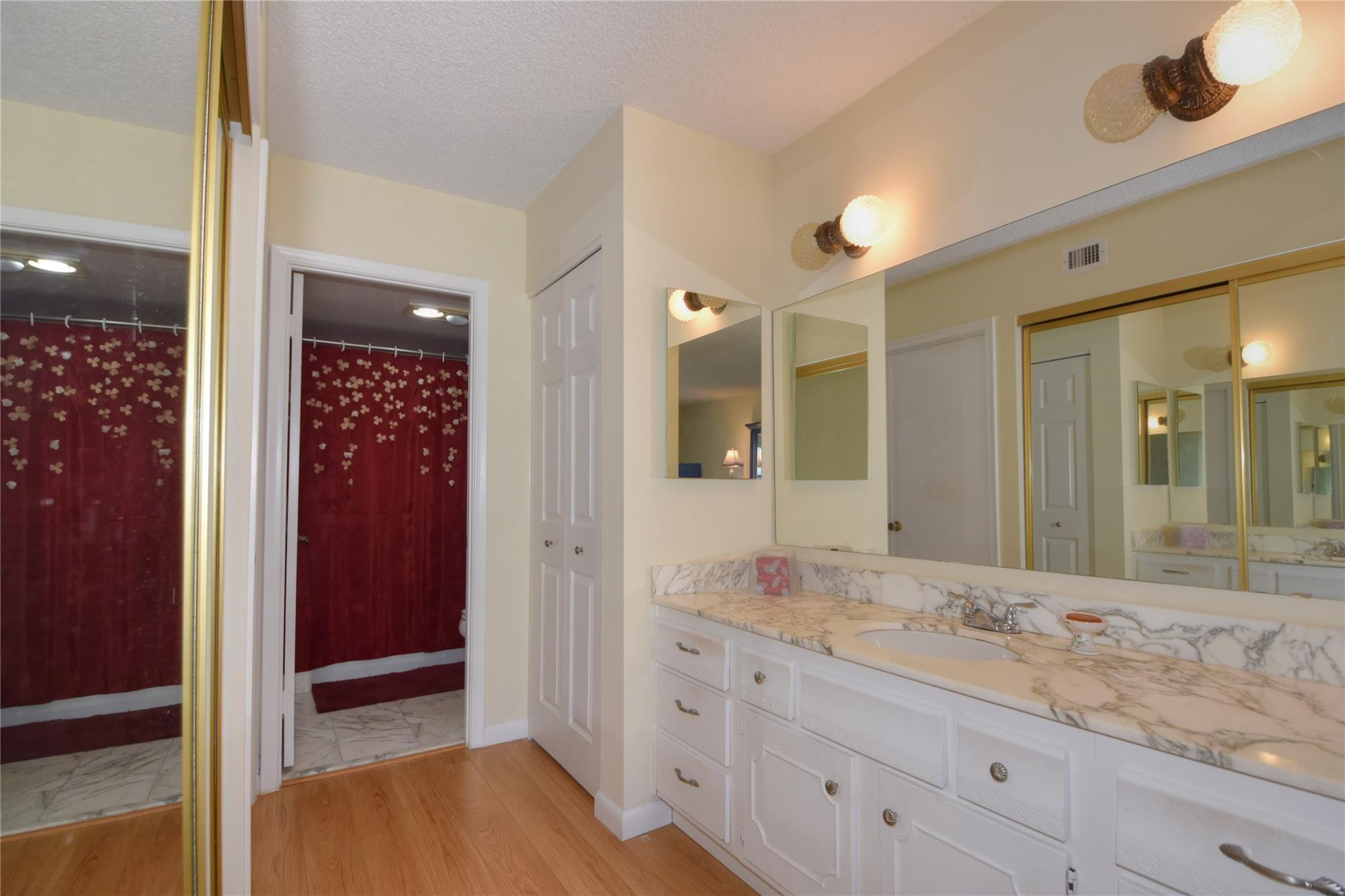 5100 N OCEAN #1004, Lauderdale By The Sea FL 33308